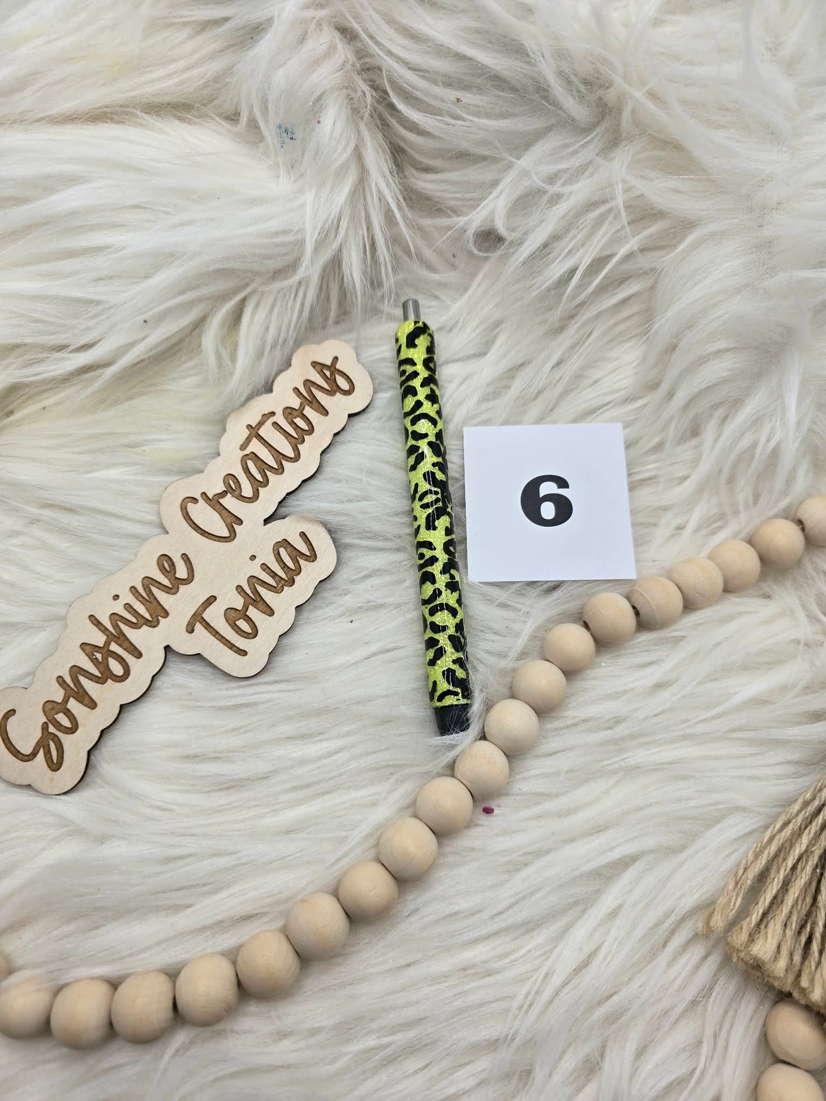#6 Ready to ship pen (as pictured)