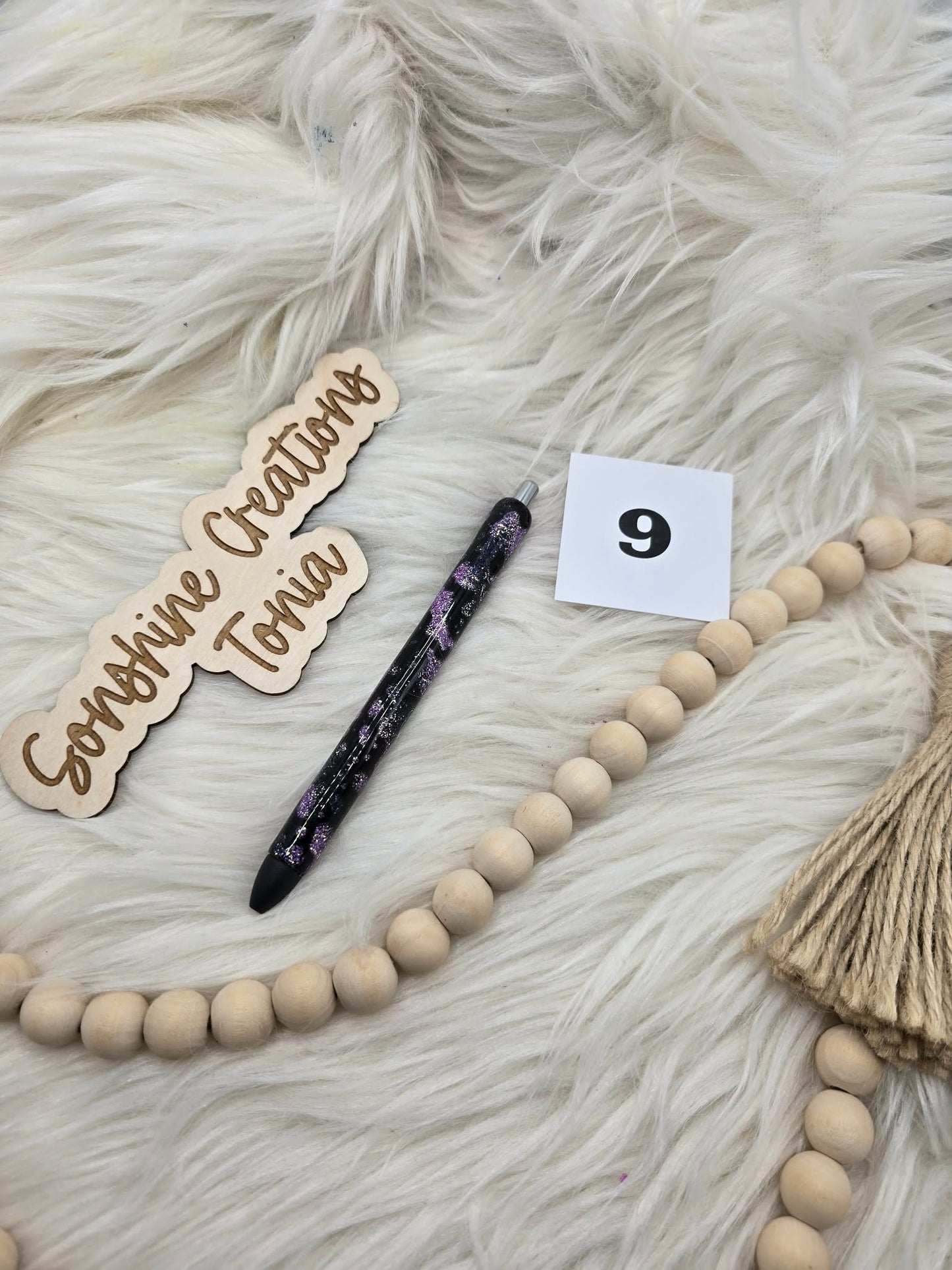 #9 Ready to ship pen (as pictured)