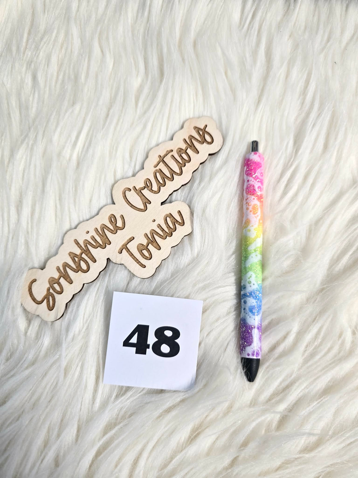 #48 Ready to ship pen (as pictured)