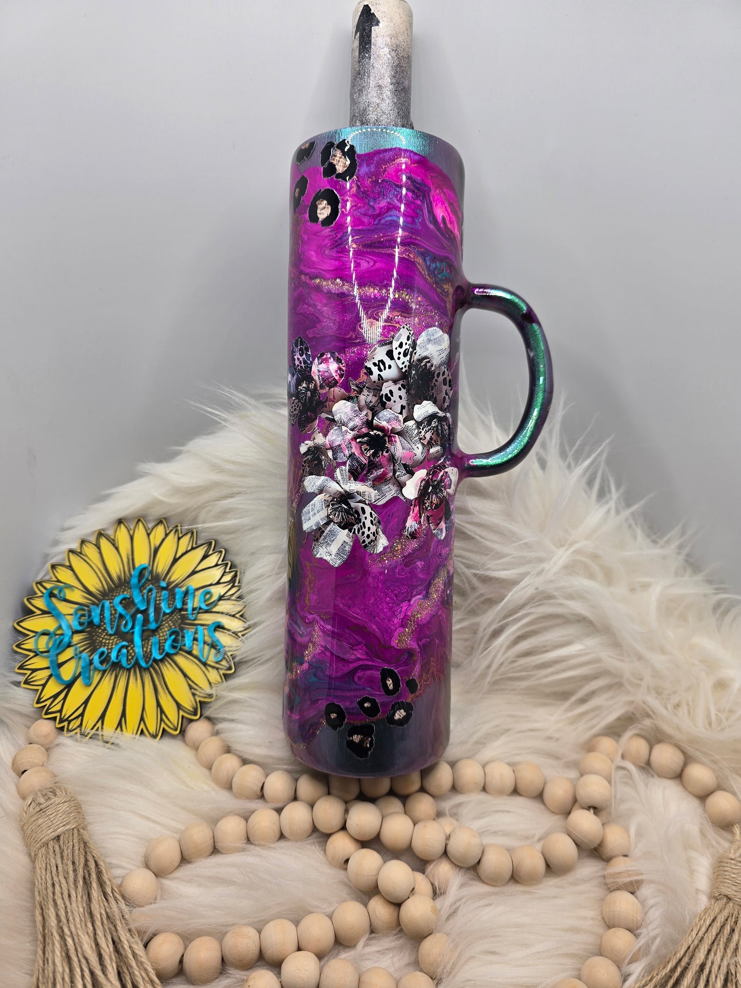 32oz Tipsy plump- Jewel Suspension mica base- newspaper flowers