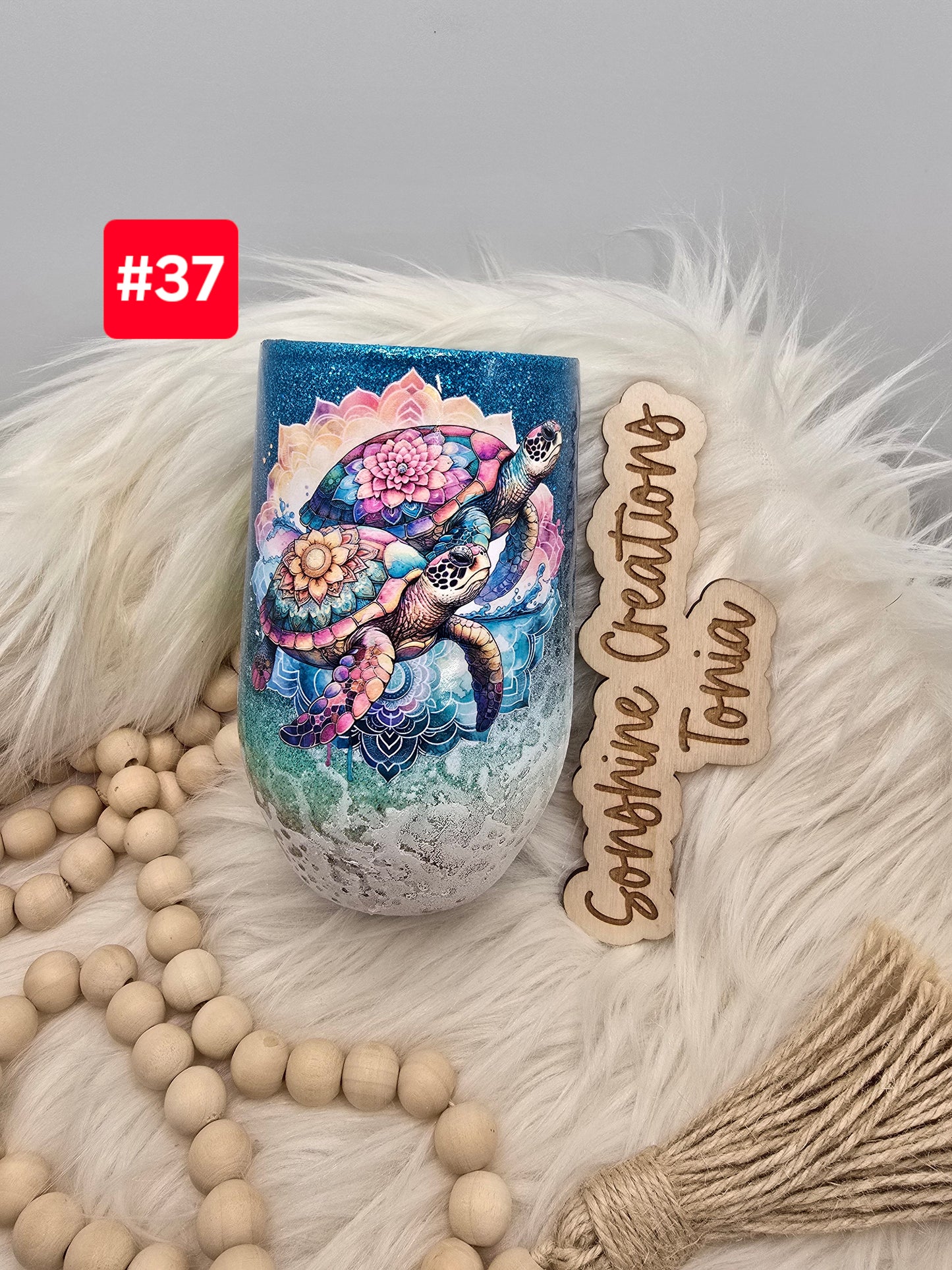 LIVE SALE 5/042025 - #37- 16oz Wine glass: Turtles Power wash