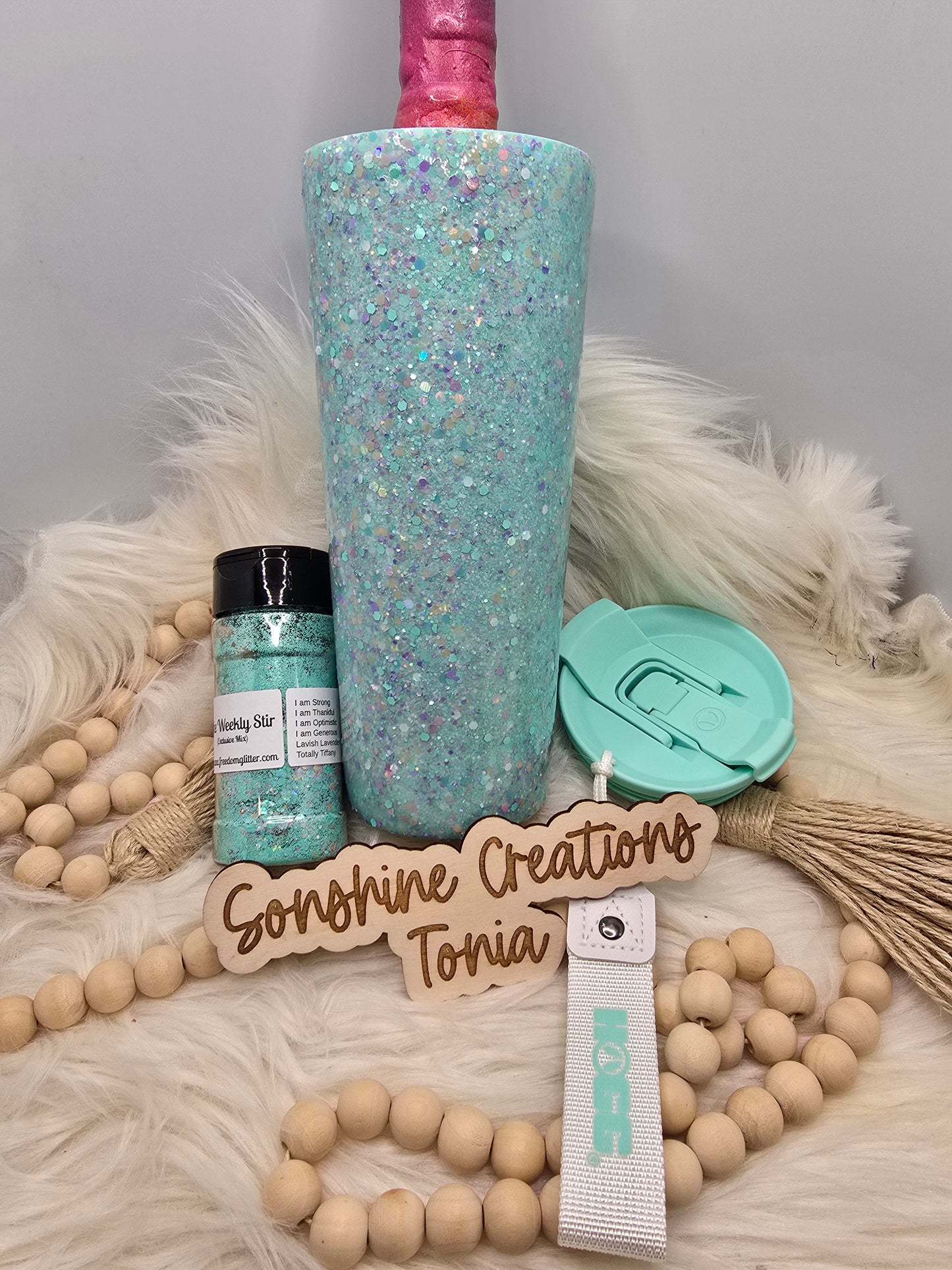 Live Hydrodipping base 3/03/26 7pm cst live- 24oz Dual Flip w/ mint lid- Freedom Glitter: Weekly mix