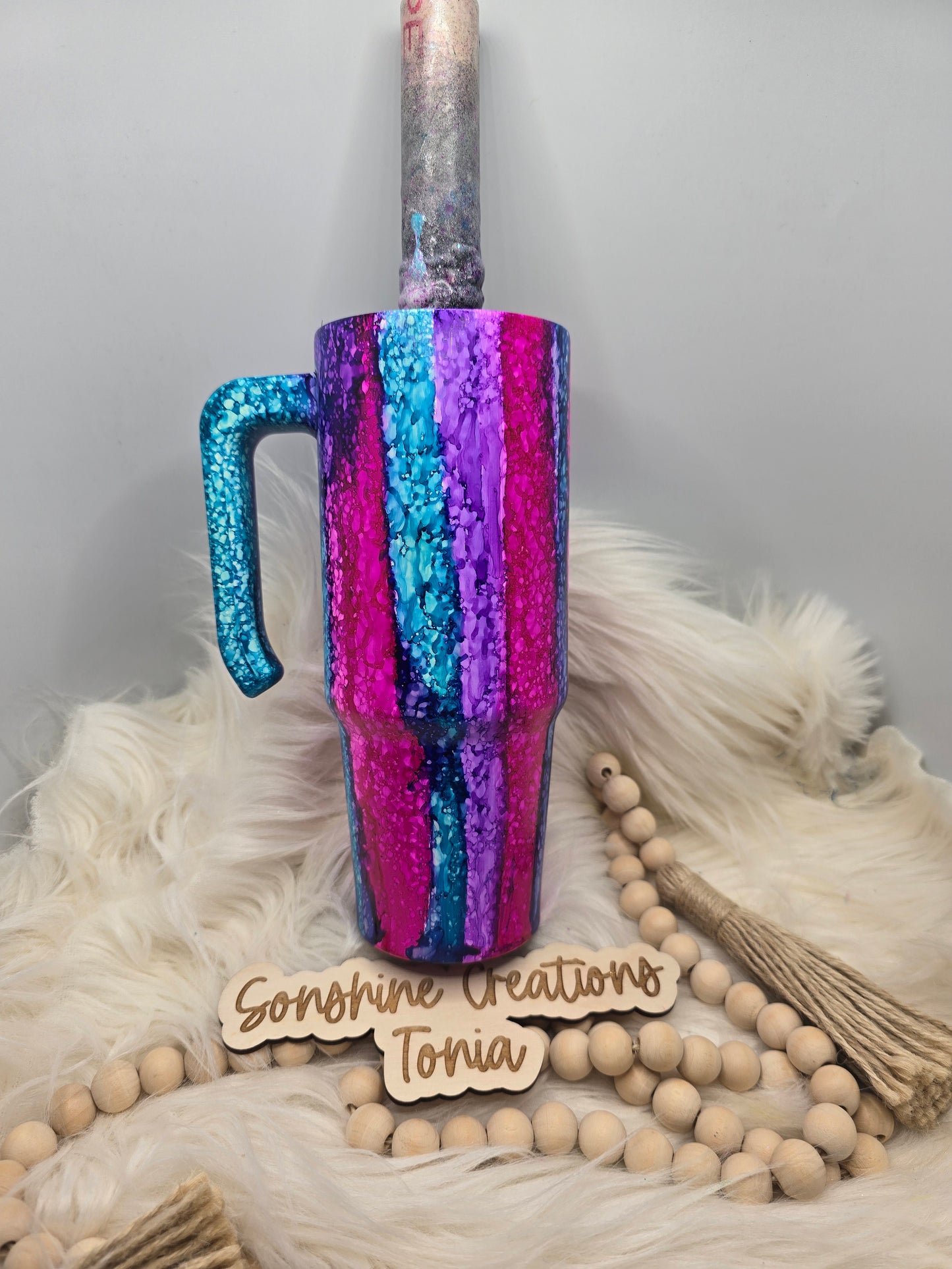 Live Hydrodipping base 2/12/26 10am cst live- 30oz Grippy- Pink, Teal, Purple raindrop