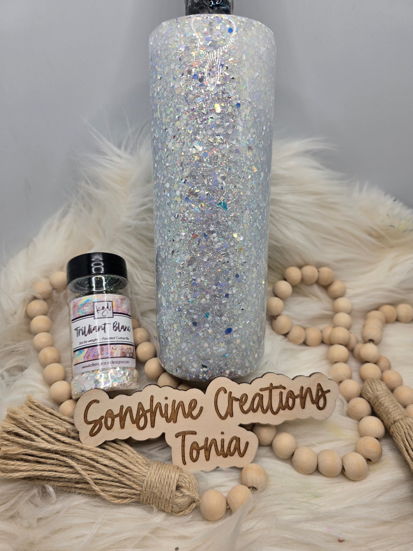 Live Hydrodipping base 6/16/26 7pm cst live- 20oz Skinny- KGD: Trilliant Blanc