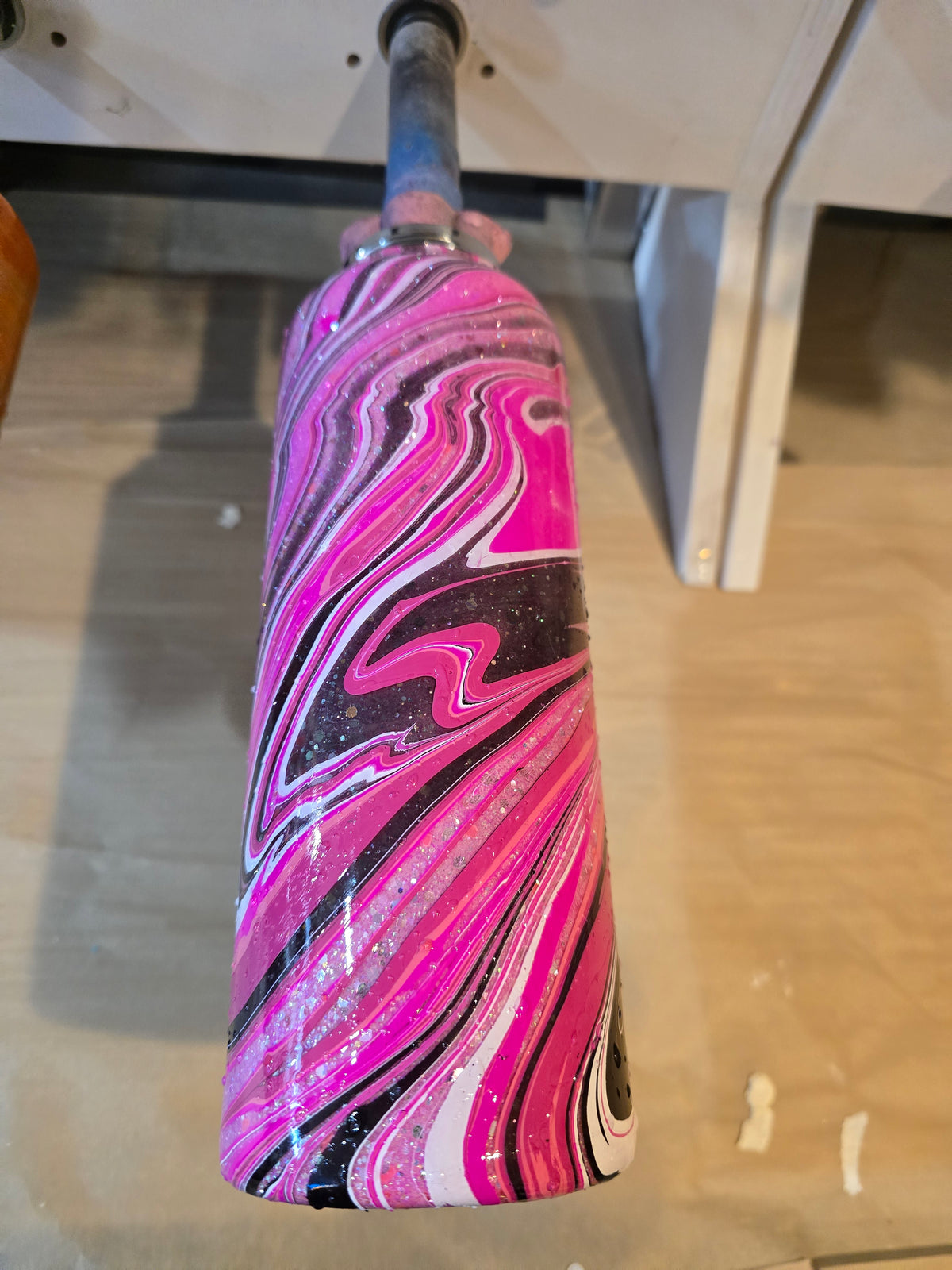 Live Hydrodipping base 9/03/26 11am cst- 40oz Hydro Duo - Sassy Cow: Candyland (glows)