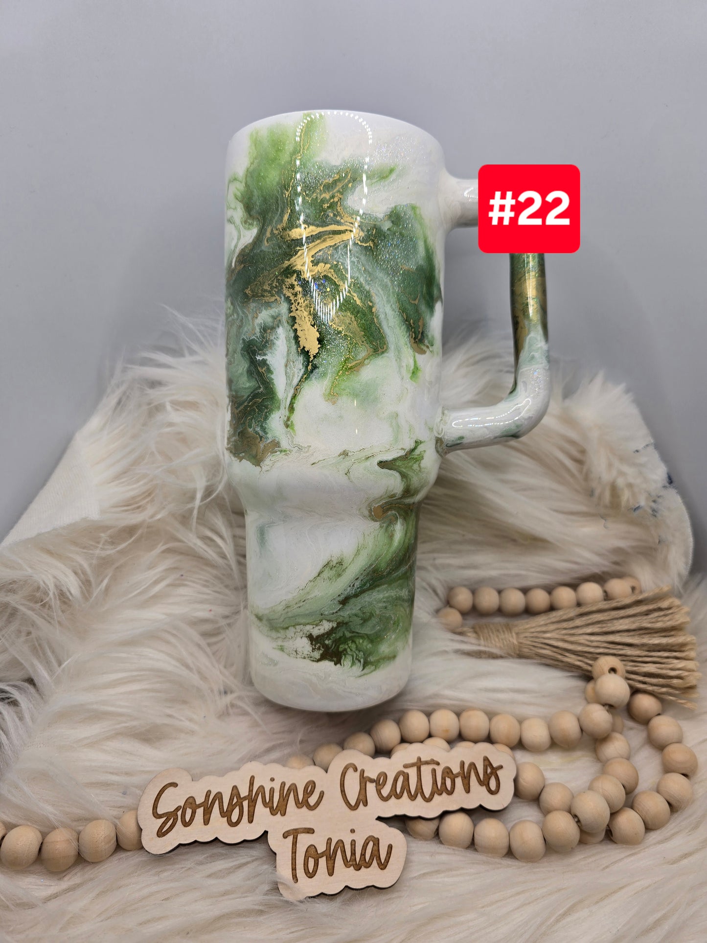 #22 Live Sale 5/03/2026 - 40oz Handle- Green Marble- Flower "Life is more"