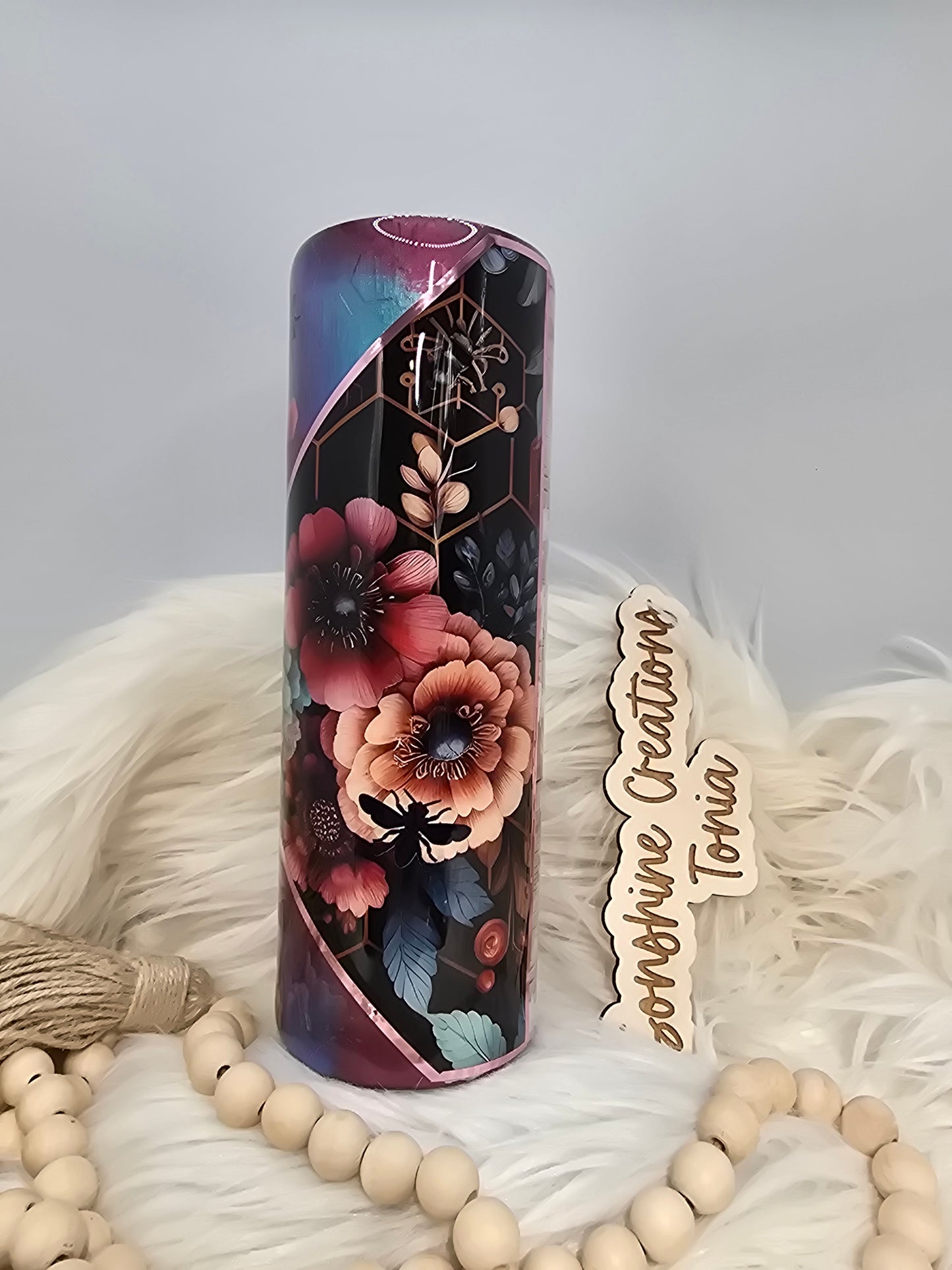 30oz Skinny- "Believe in yourself" Bee mashup