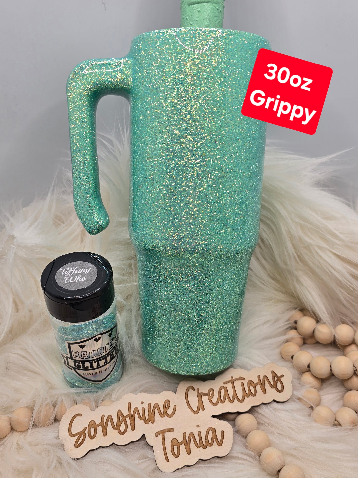 1/08/26 10am cst live- Custom Thursday- 30oz Grippy- Baddie Glitter: Tiffany who