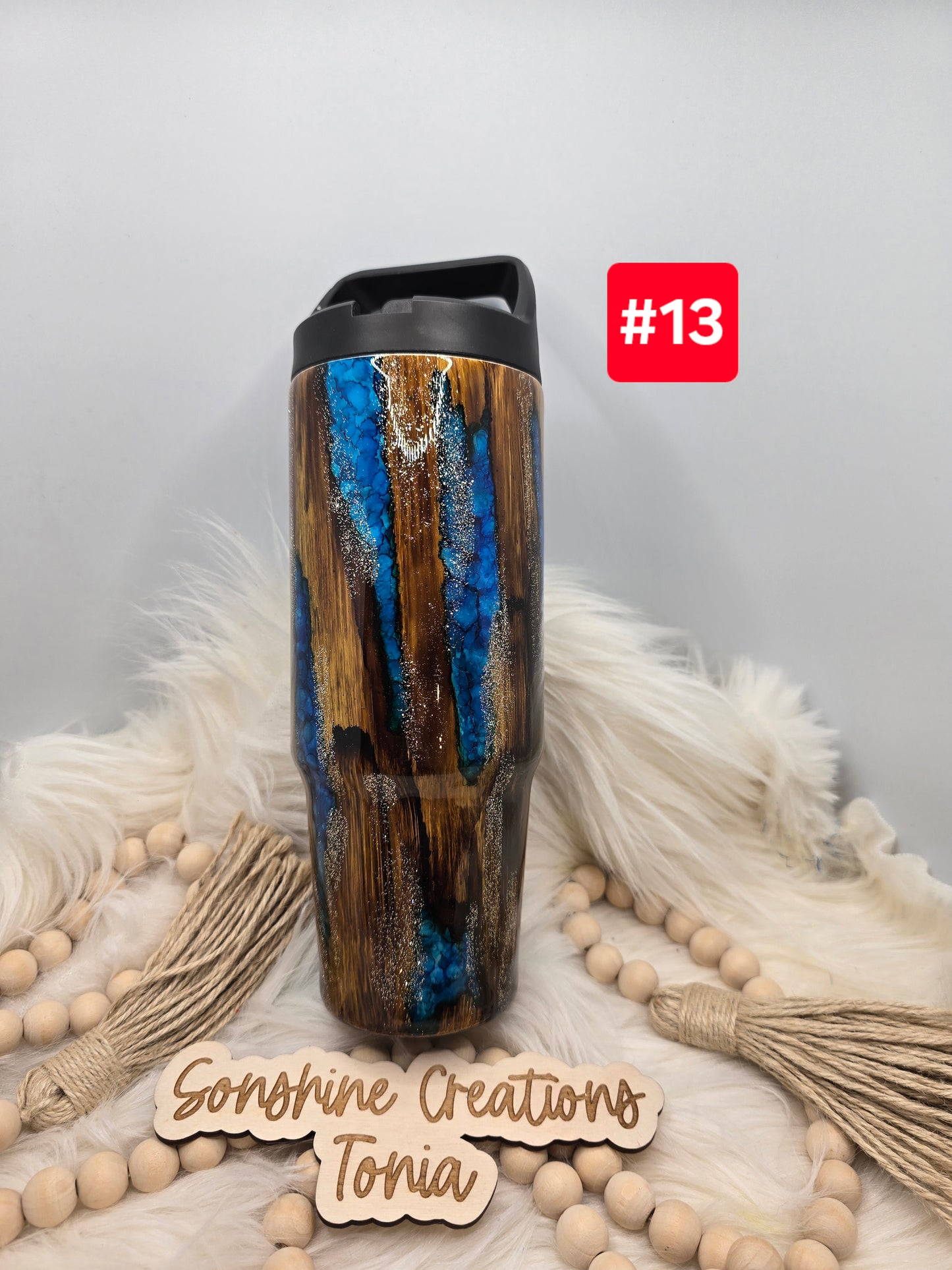 #13 Live Sale 3/15/2026 - 30oz Clipmate- Woodgrain, blue pebbles- Blue floral moon
