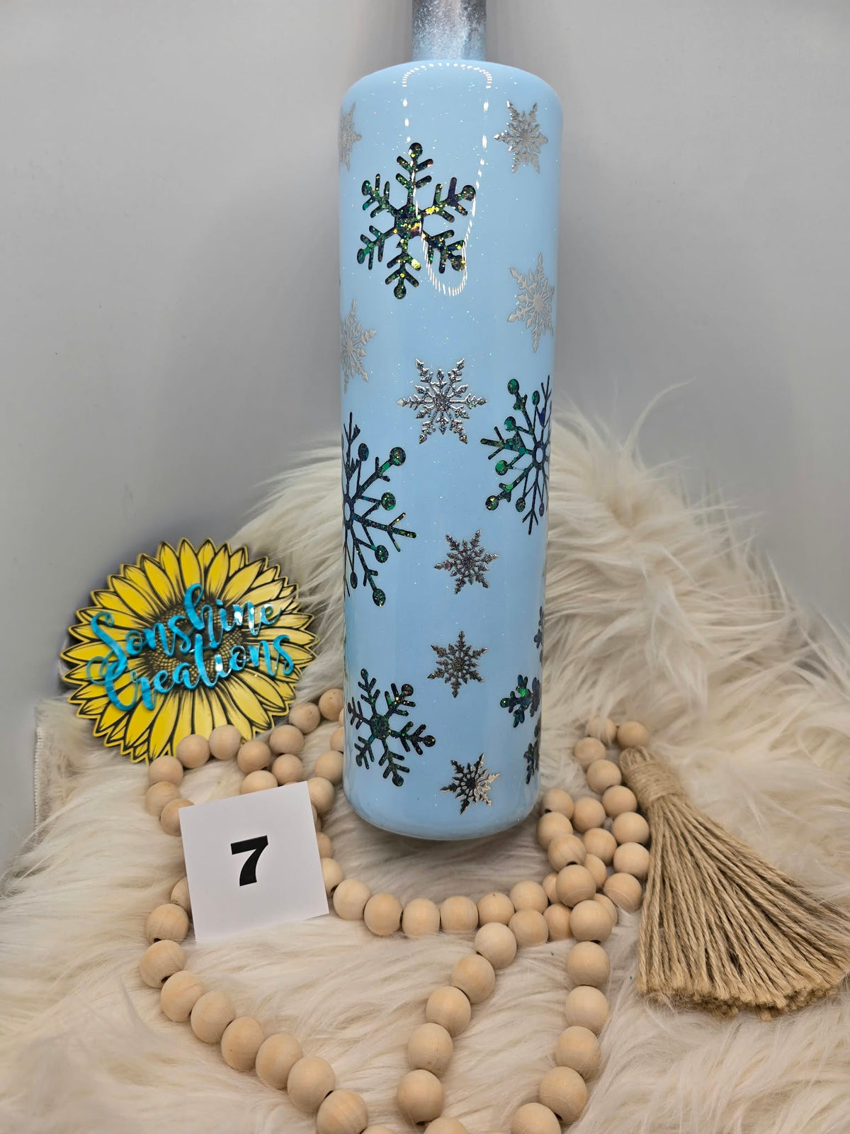 #7 - 35oz Skinny - Snowflake Peekaboo