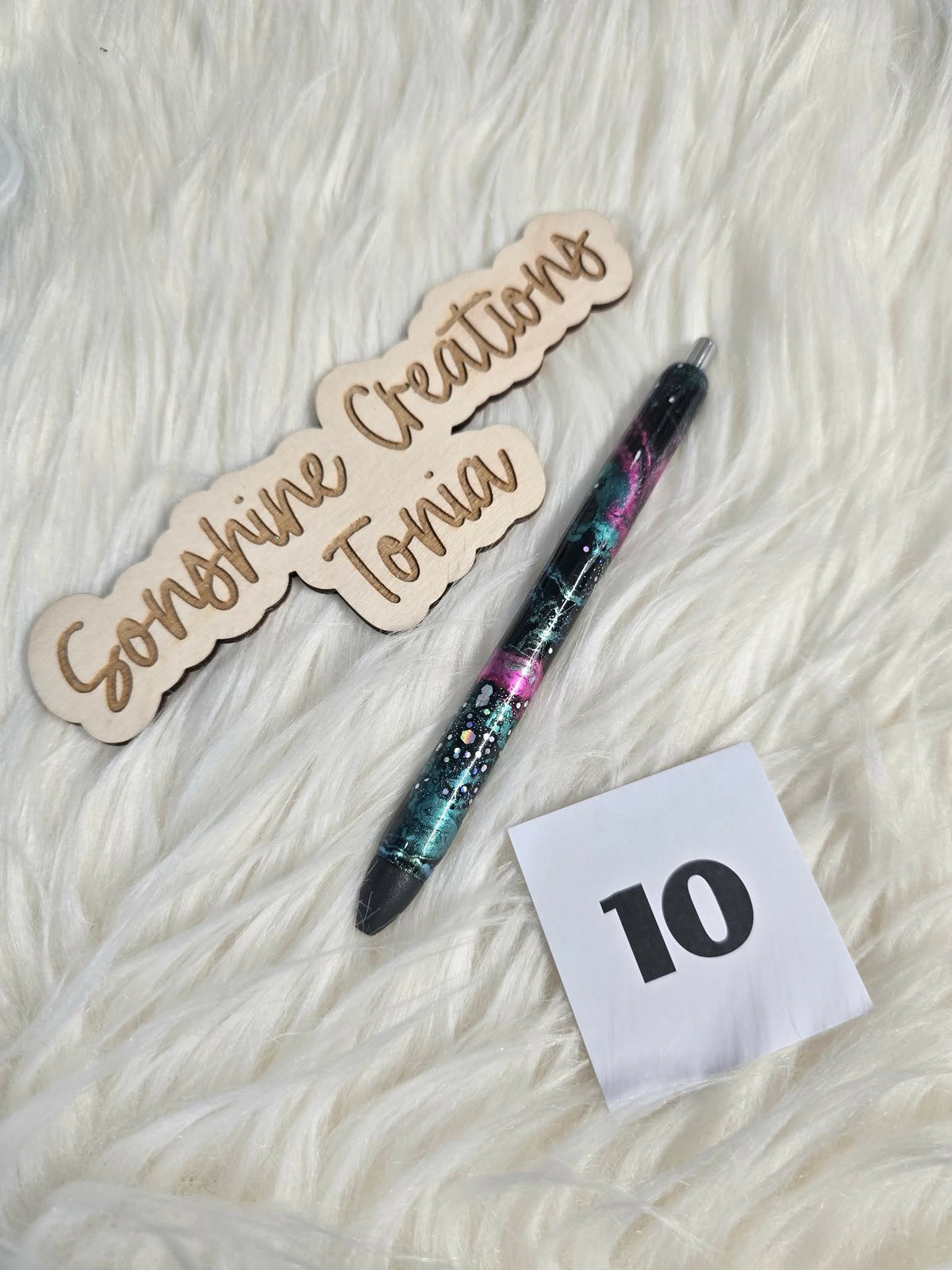 #10 Ready to ship pen (as pictured)