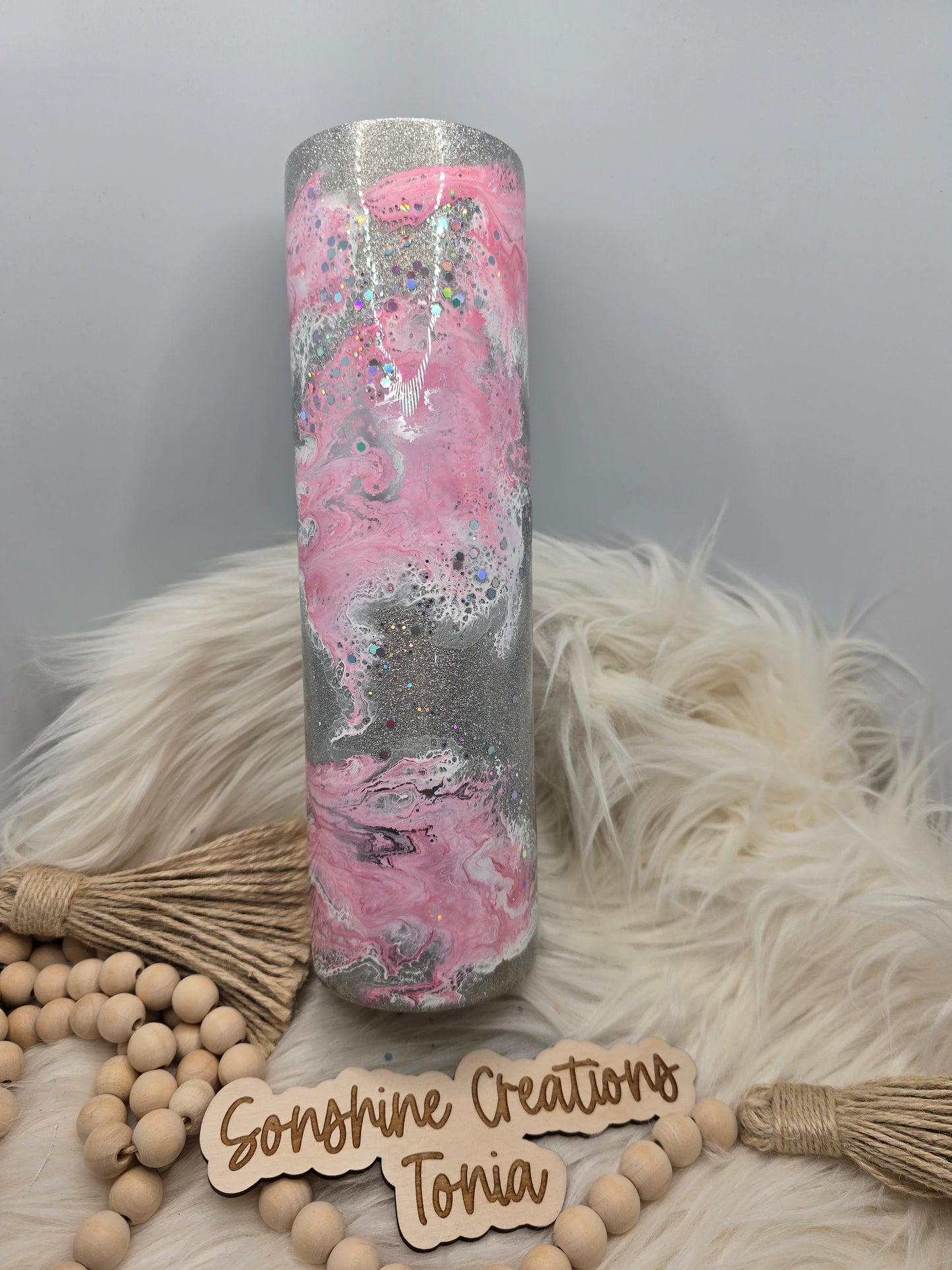 10/03/25 Tonia's Live Creations - 35oz Skinny- Pink and silver clouds (Can add decal)