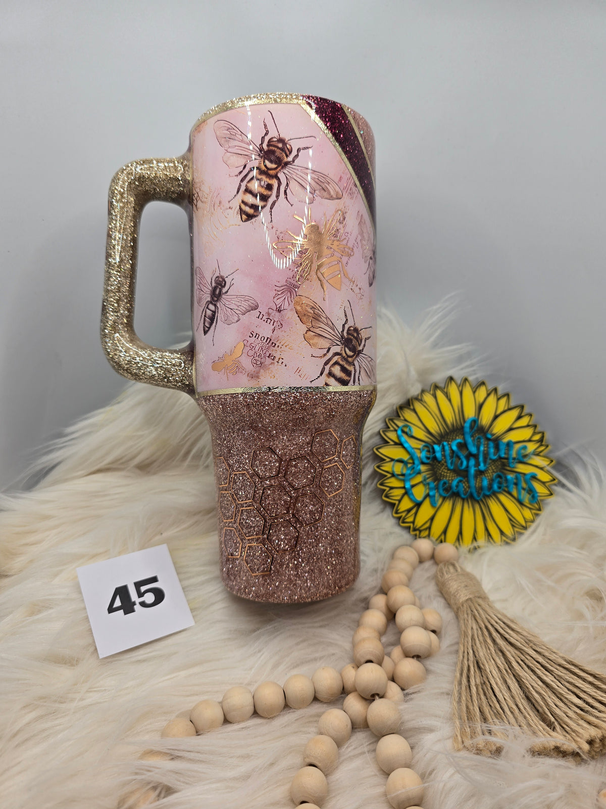 #45 - 40oz Handle - Bee Mixed Media