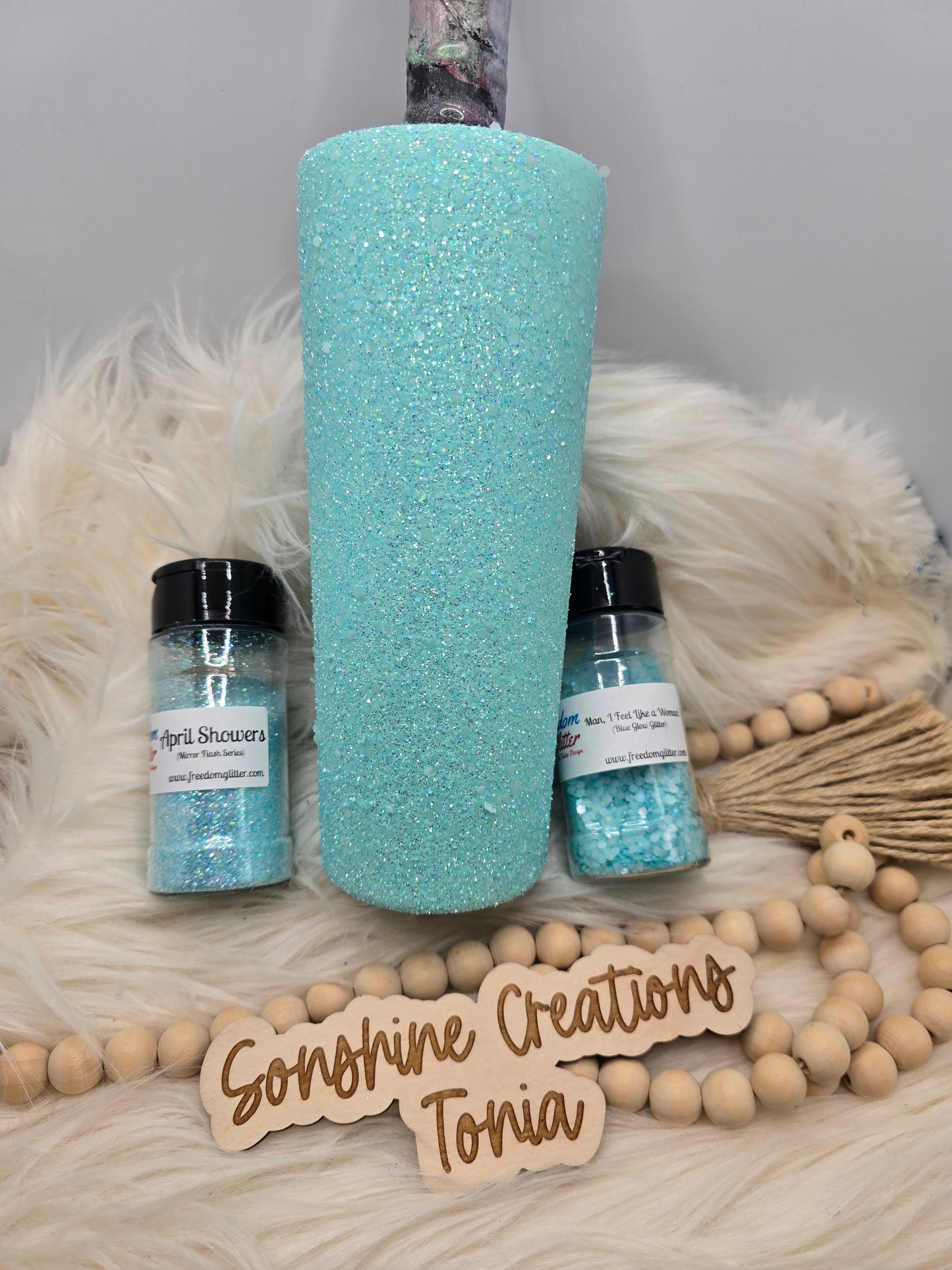 Live Hydrodipping base 5/12/26  7pm cst live- 24oz Dual Flip- Freedom Glitter: April Showers & Man I feel like a woman (Glow)