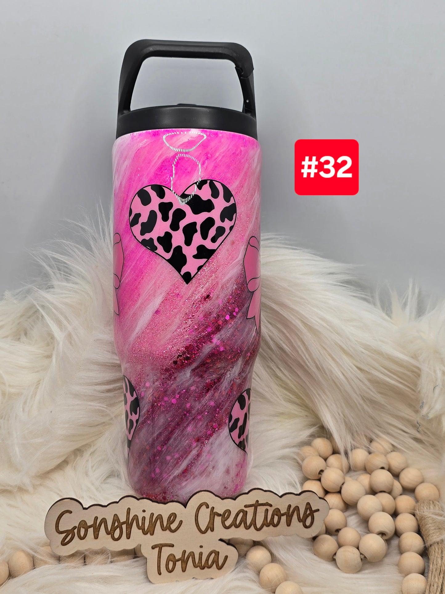 #32 Live Sale 2/01/2026 - 30oz Clipmate- Milkyway with hearts and bows