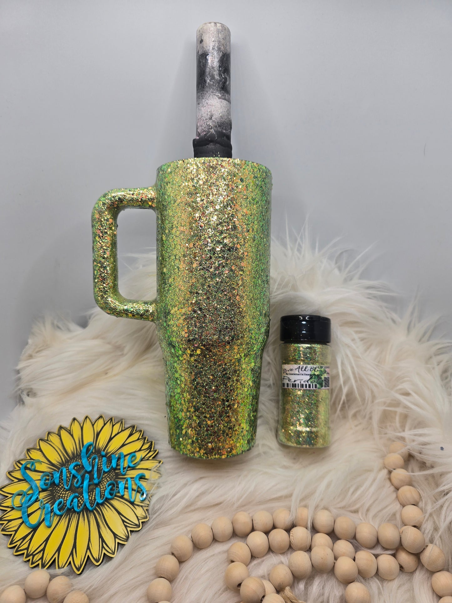 Live Hydrodipping base 8/25/26  7pm cst- 30oz Big Swig: Love all Bling: Peridot