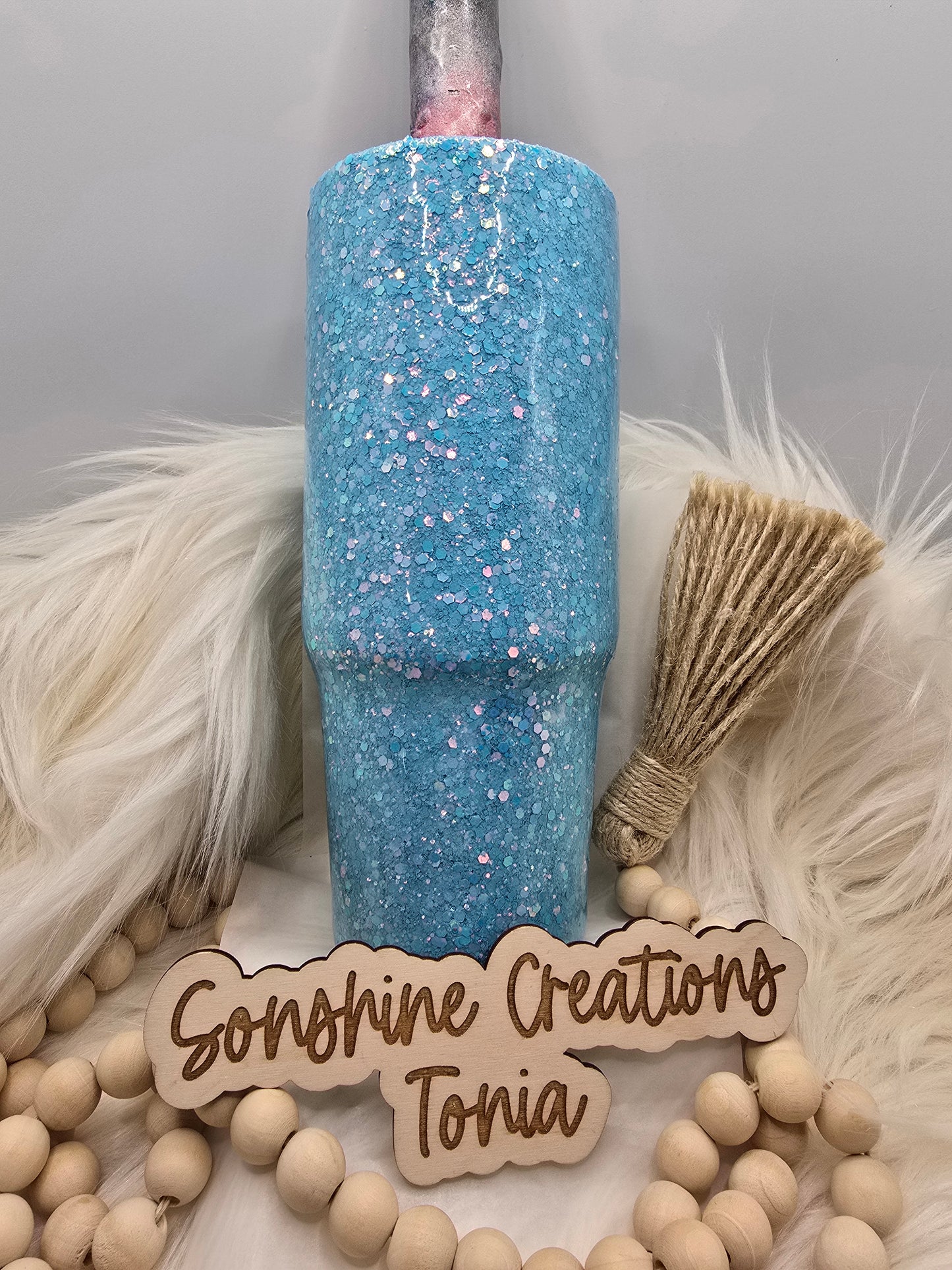 04/22/25  7pm cst live- Custom Tuesday- 30oz Clip mate- RWS: Tears on my pillow