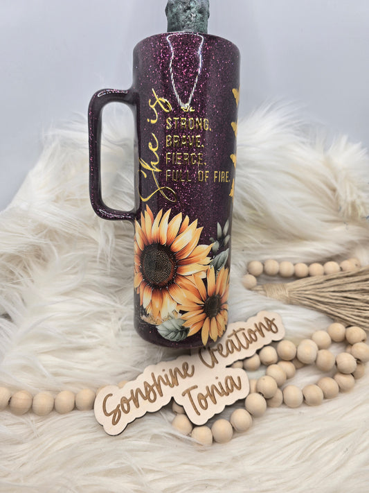 20oz Skinny Hoggdle- Plymouth, sunflowers, she is quote