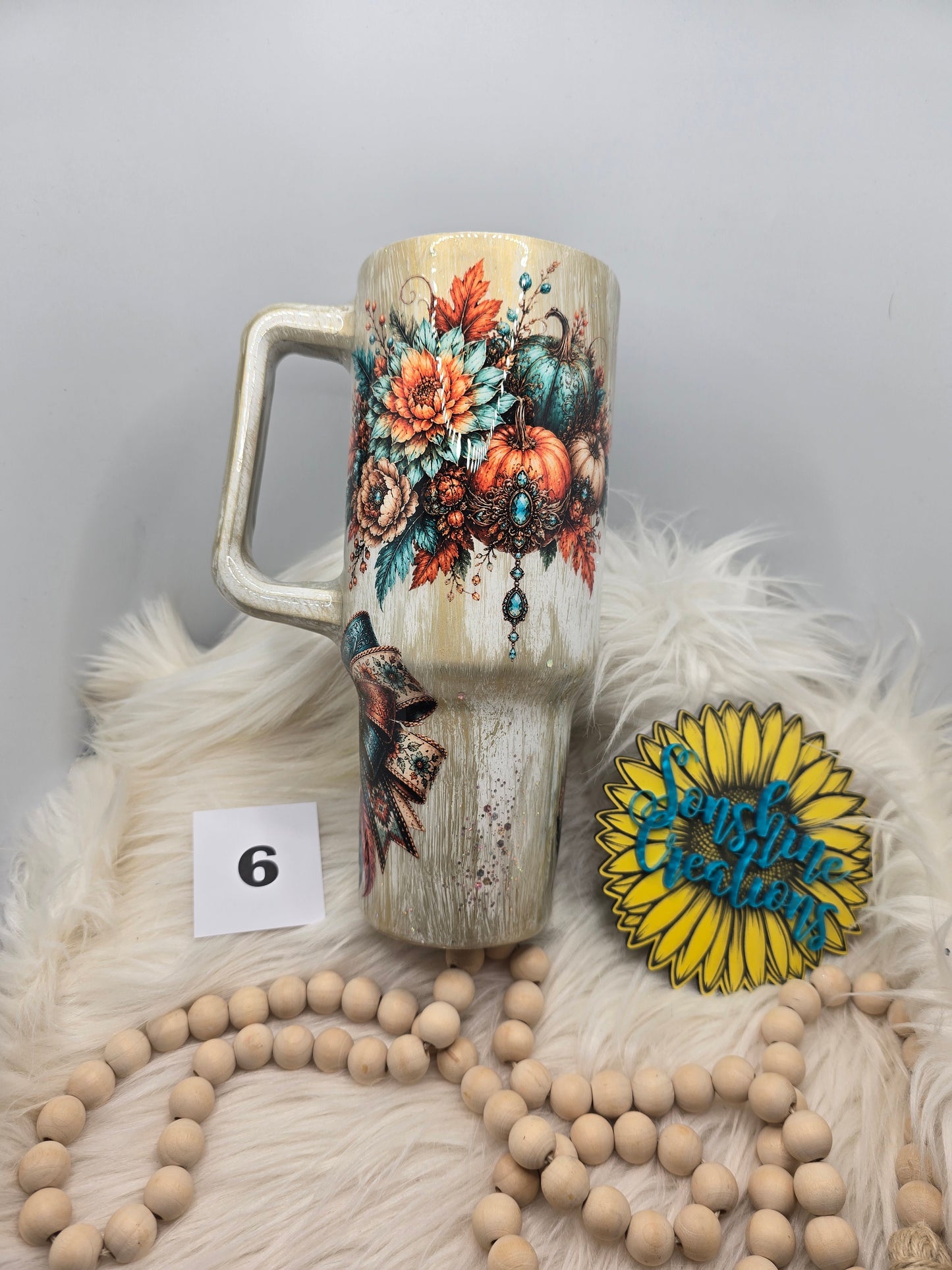 #6 - 40oz handle - Gold Woodgrain with Pumpkin and Bow