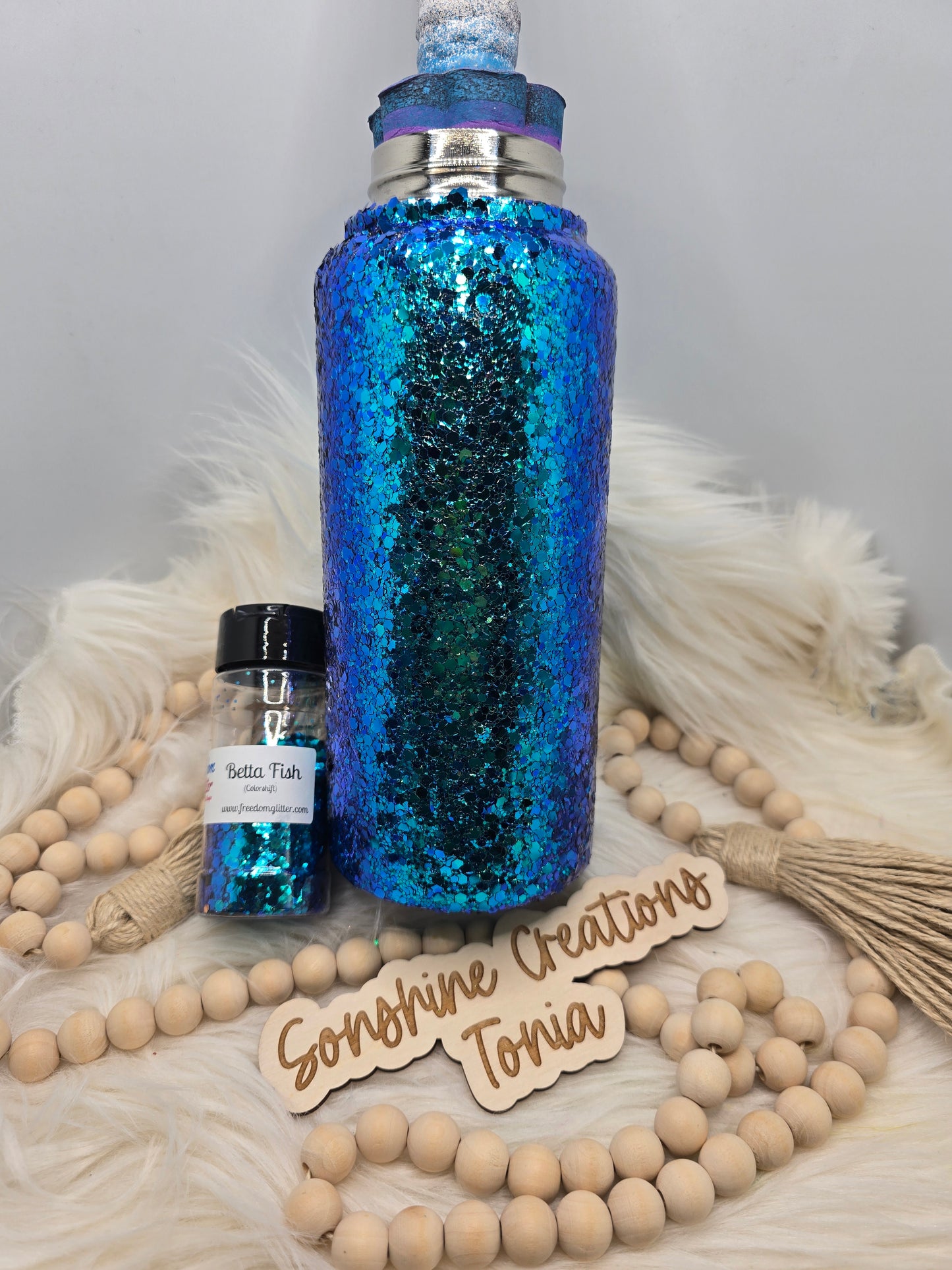 Live Hydrodipping base 3/03/26  7pm cst live- 32oz Hydro duo- Freedom Glitter: Betta Fish