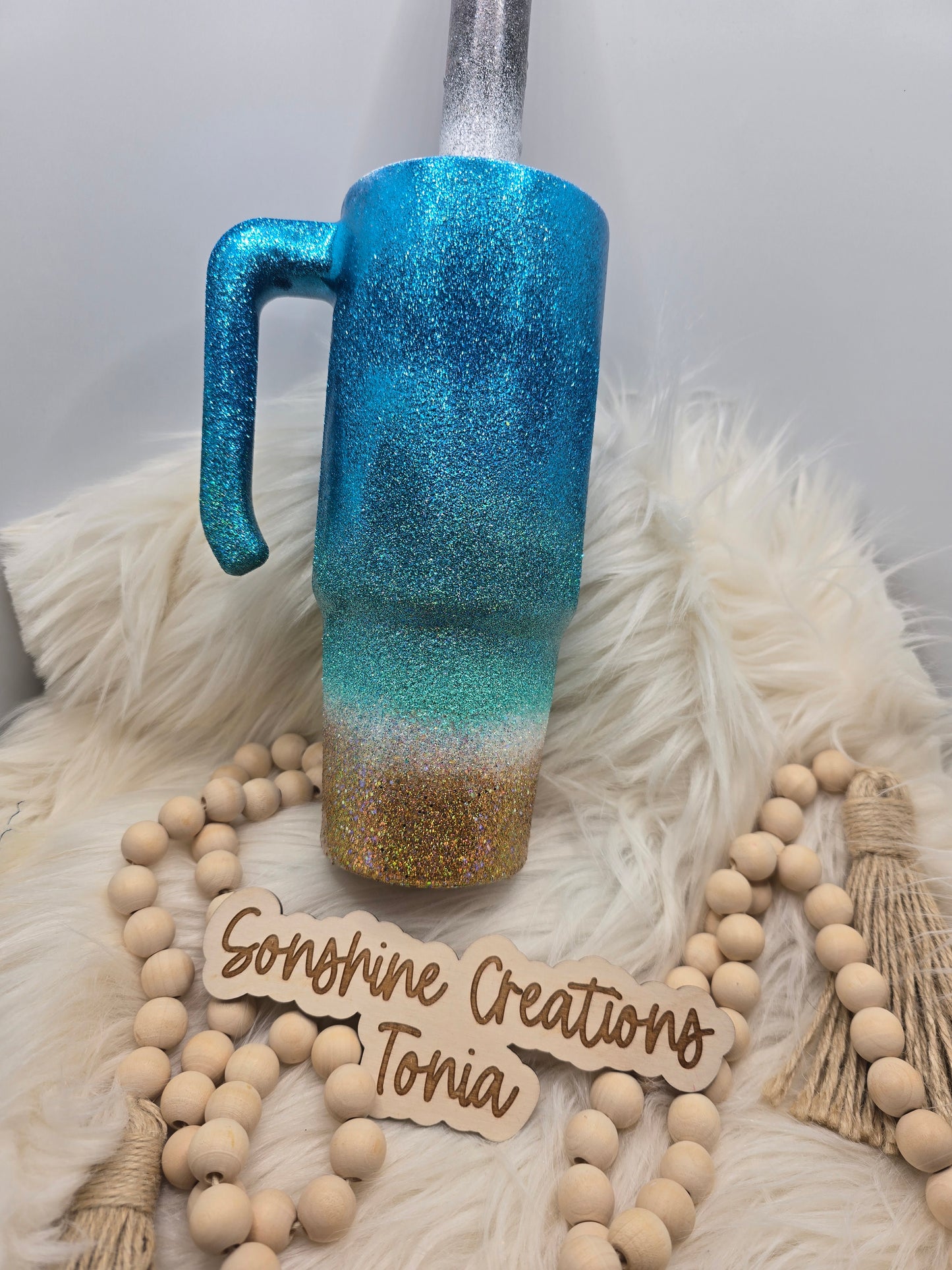 04/10/25 10am cst live- Custom Thursdays: 30oz Grippy- Beach ombre