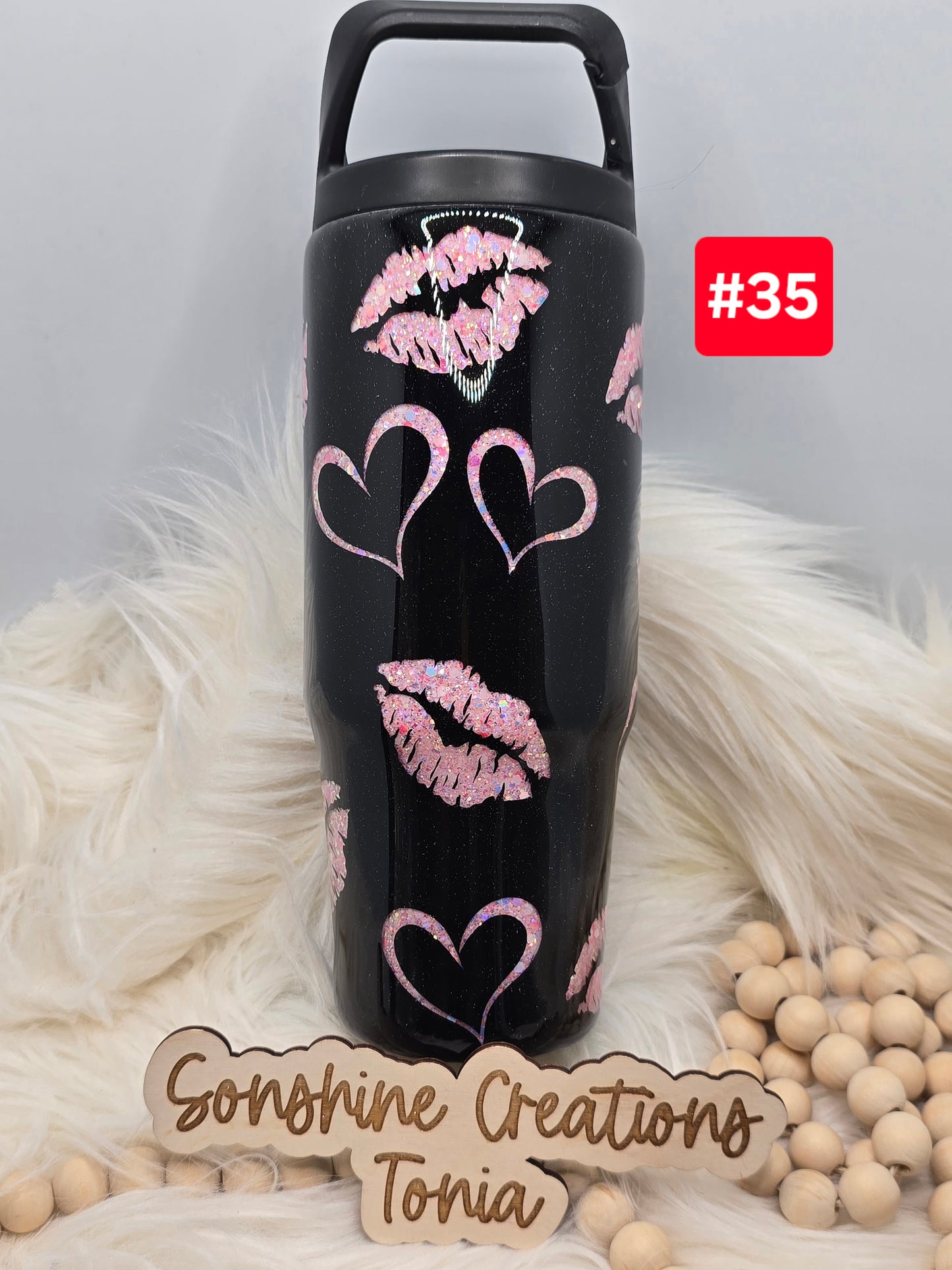 #35 Live Sale 2/01/2026 - 30oz Clipmate- Pink hearts and lips peakaboo Black