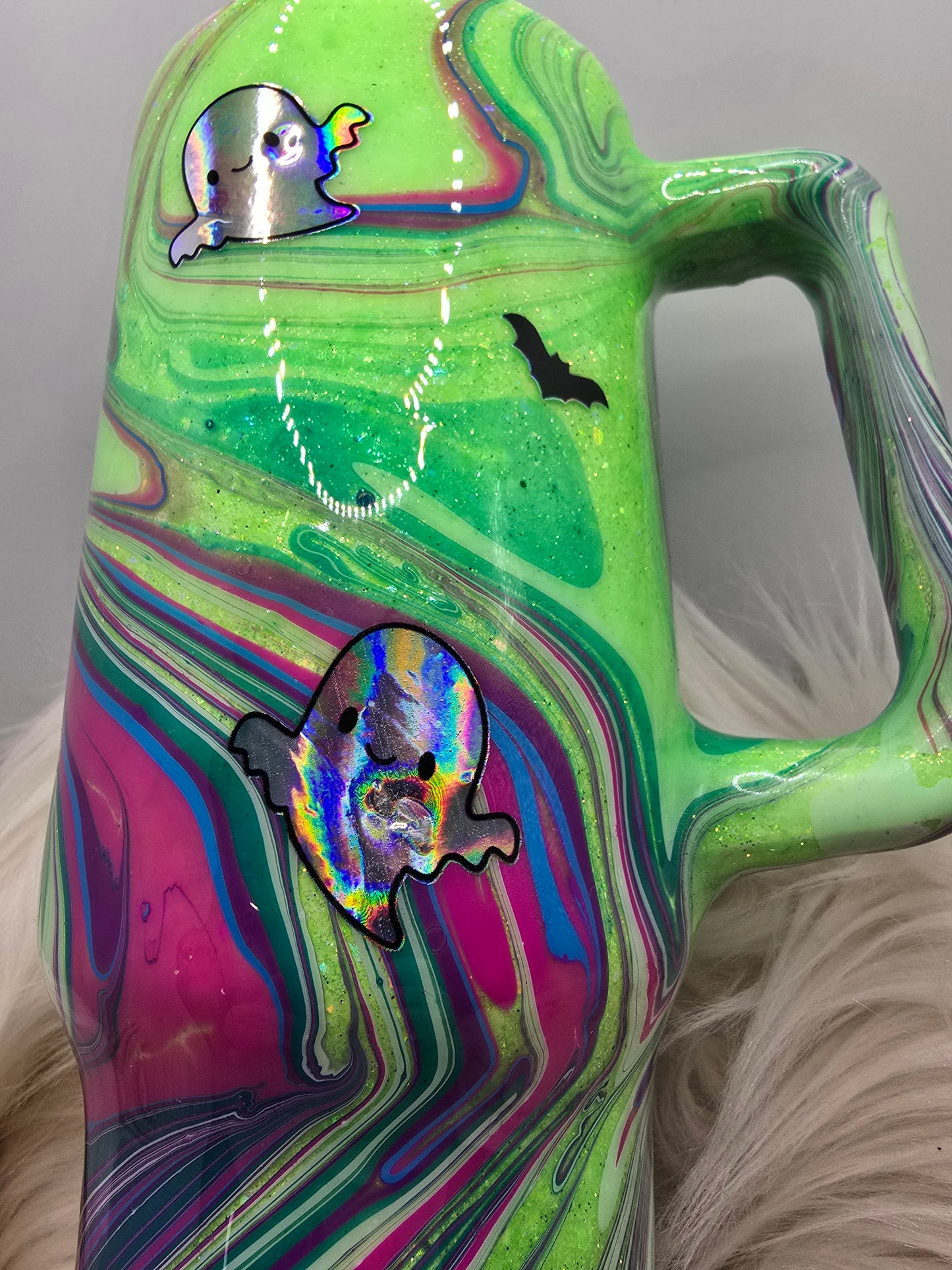 **Discounted** 40oz handle- Alien snot Hydro dip.