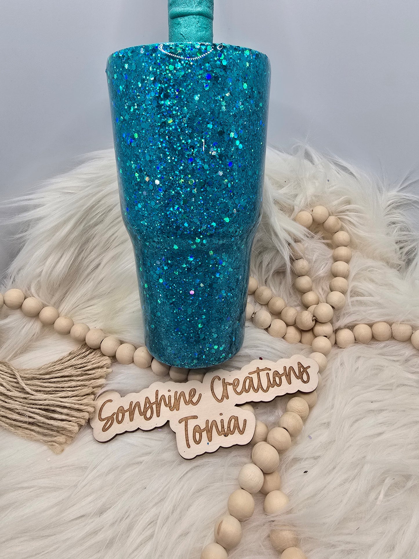 LIVE HYDRO DIP BASE 11/04/2025- 30oz curve- Freedom Glitter : Twisted sister