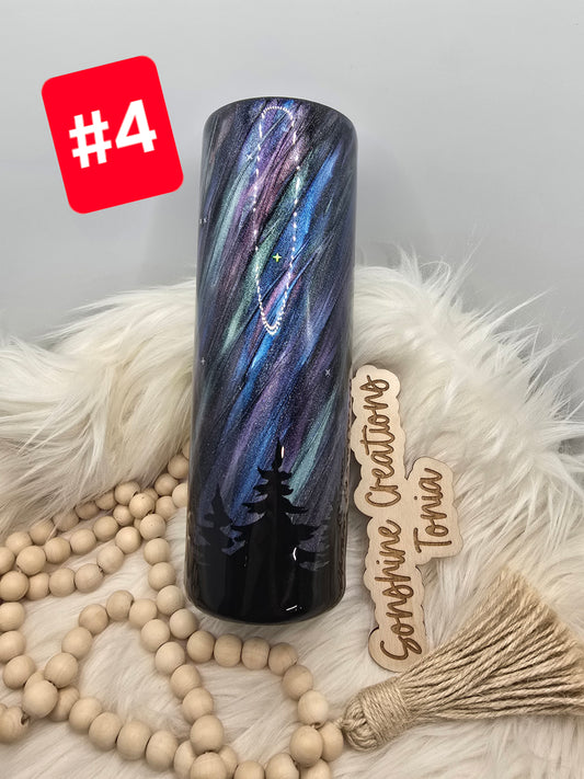 LIVE SALE 5/042025 - #4- 3o oz skinny: Northern Lights with tree line