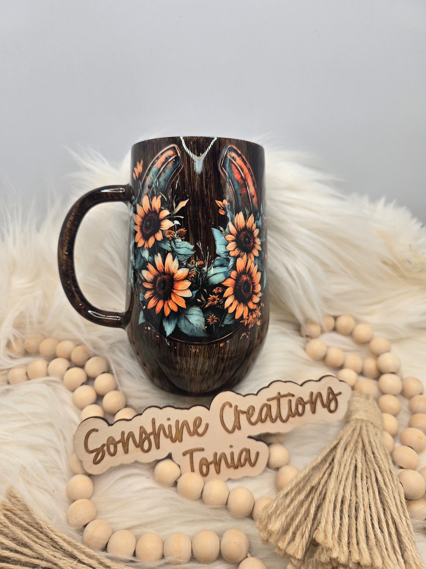 16oz coffee mug- woodgrain with Horseshoe & sunflowers "Be real not Perfect "