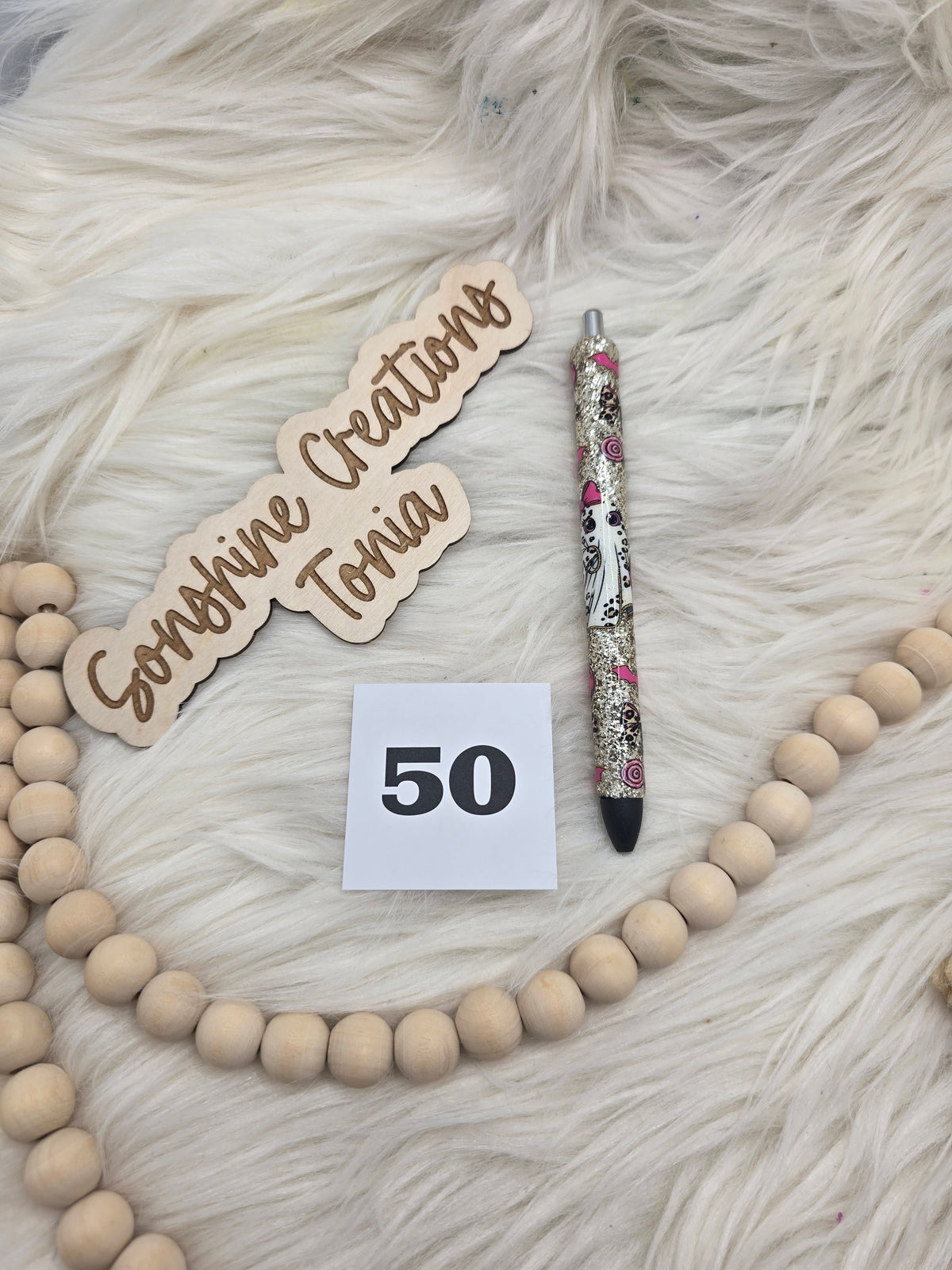 #50 Ready to ship pen (as pictured)