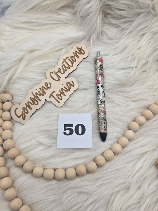 #50 Ready to ship pen (as pictured)