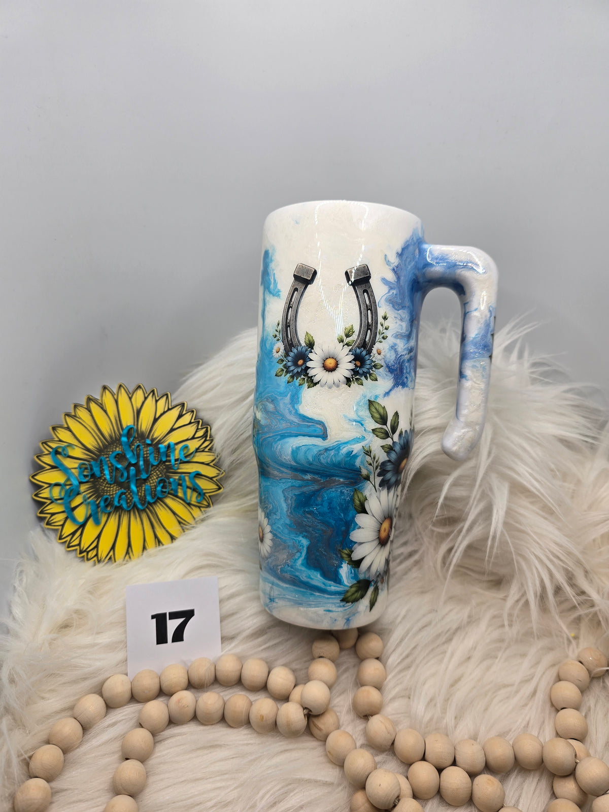 #17 - 30oz Grippy - Blue Marble with Daises and Lucky & Blooming quote