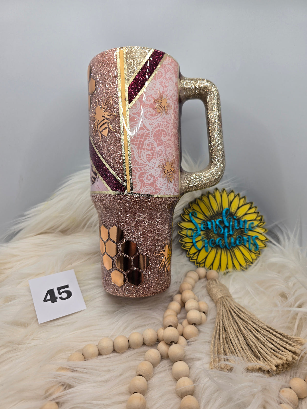 #45 - 40oz Handle - Bee Mixed Media