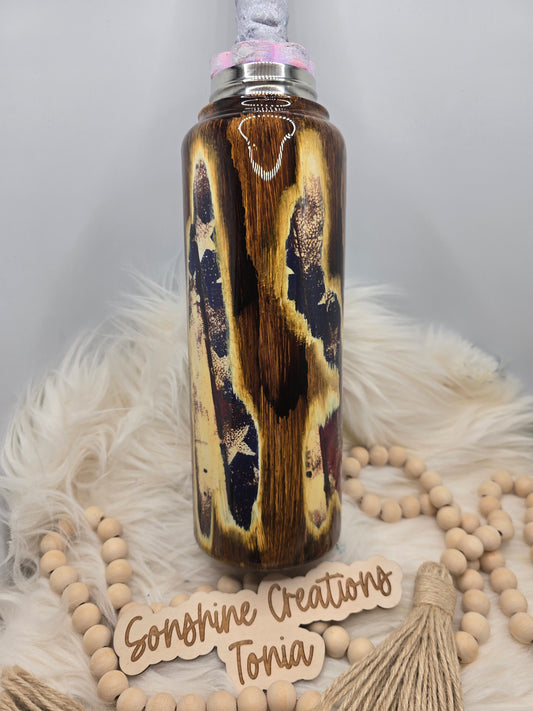 40oz hydro duo- Distressed Woodgrain Flag