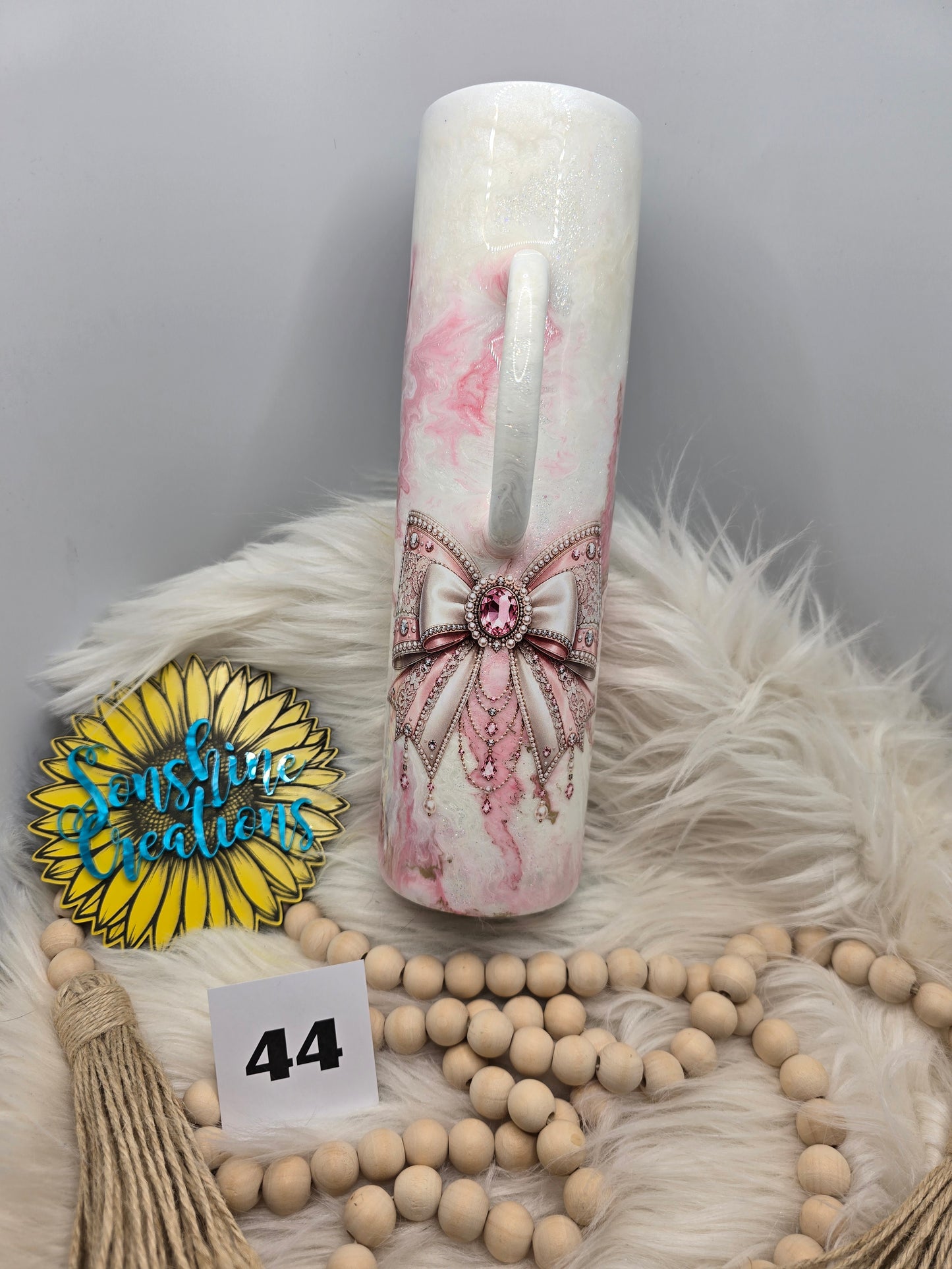 #44- 32oz Tipsy plump- Pink marble- western bow / Cow skull