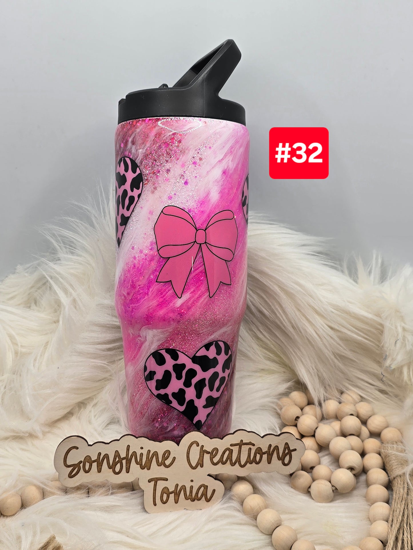 #32 Live Sale 2/01/2026 - 30oz Clipmate- Milkyway with hearts and bows