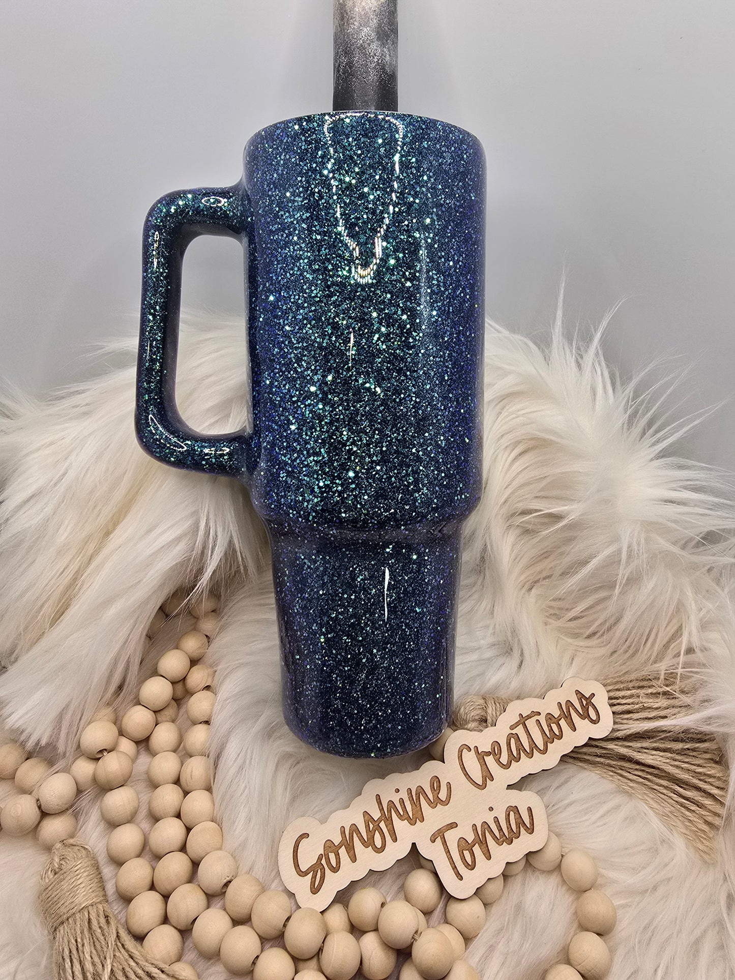 LIVE HYDRO DIP BASE 4/16/2025-  40oz Handle- AB Designs: Baby Lizzard color shift