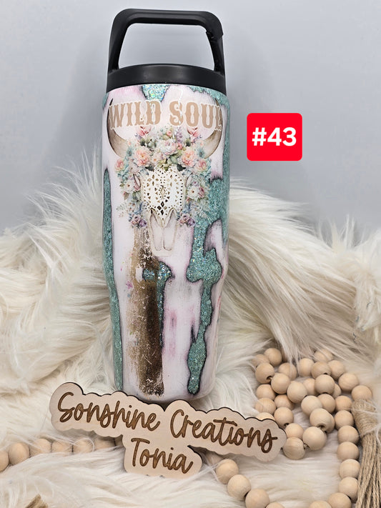 #43 Live Sale 2/01/2026 - 30oz Clipmate- Wild Soul distressed