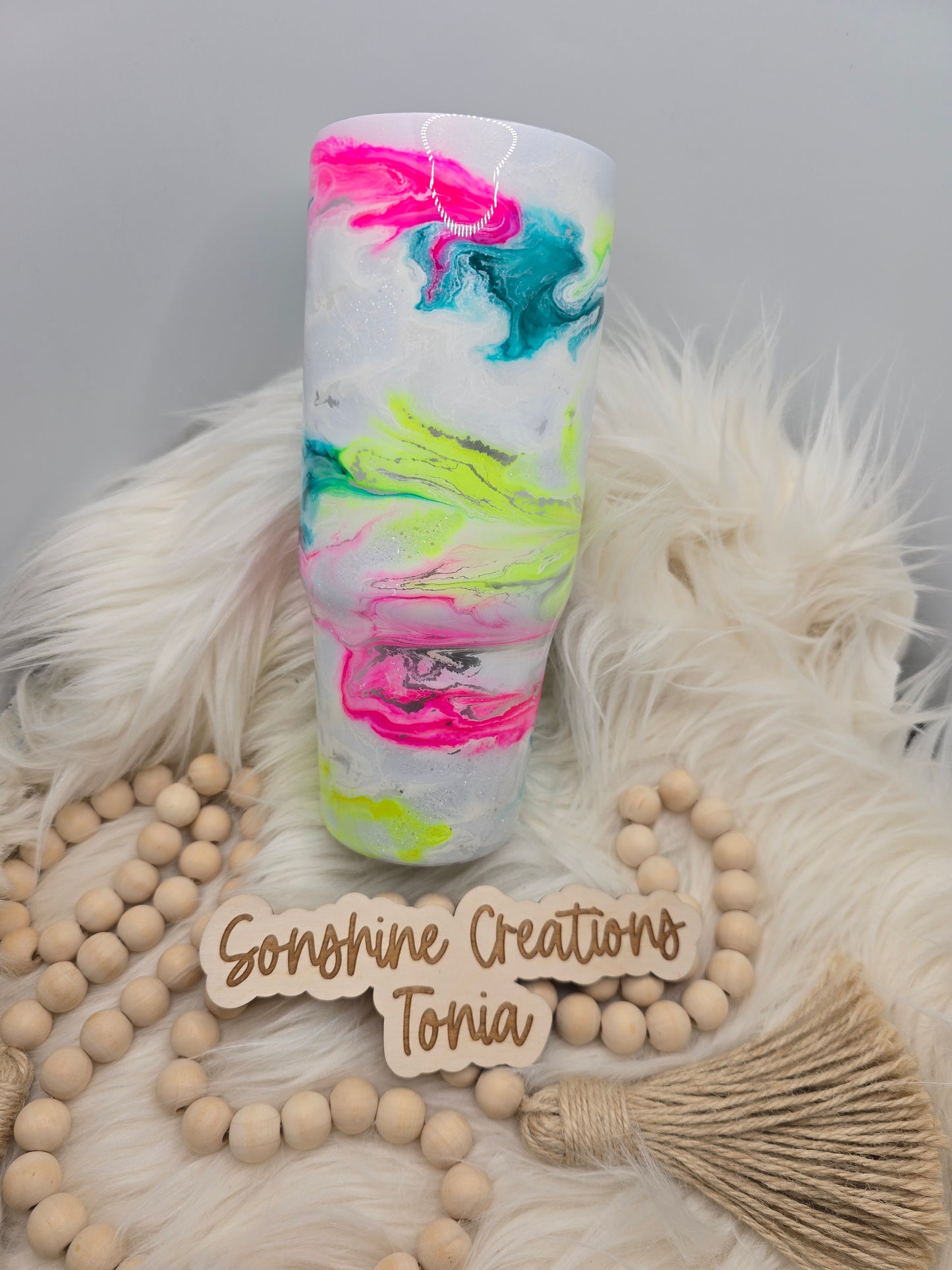 Birthday Drop 06/06/2025 -30oz Clipmate- Neon Summer vibes Elegance
