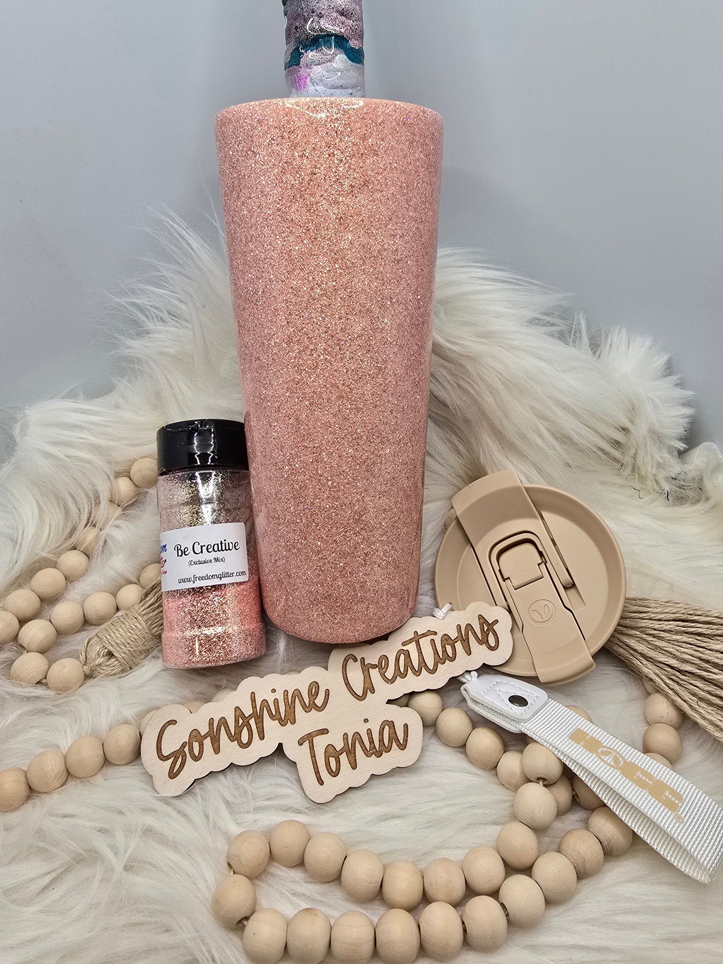 Live Hydrodipping base 3/03/26  7pm cst live- 24oz Dual Flip w/ tan lid- Freedom Glitter: Be Creative