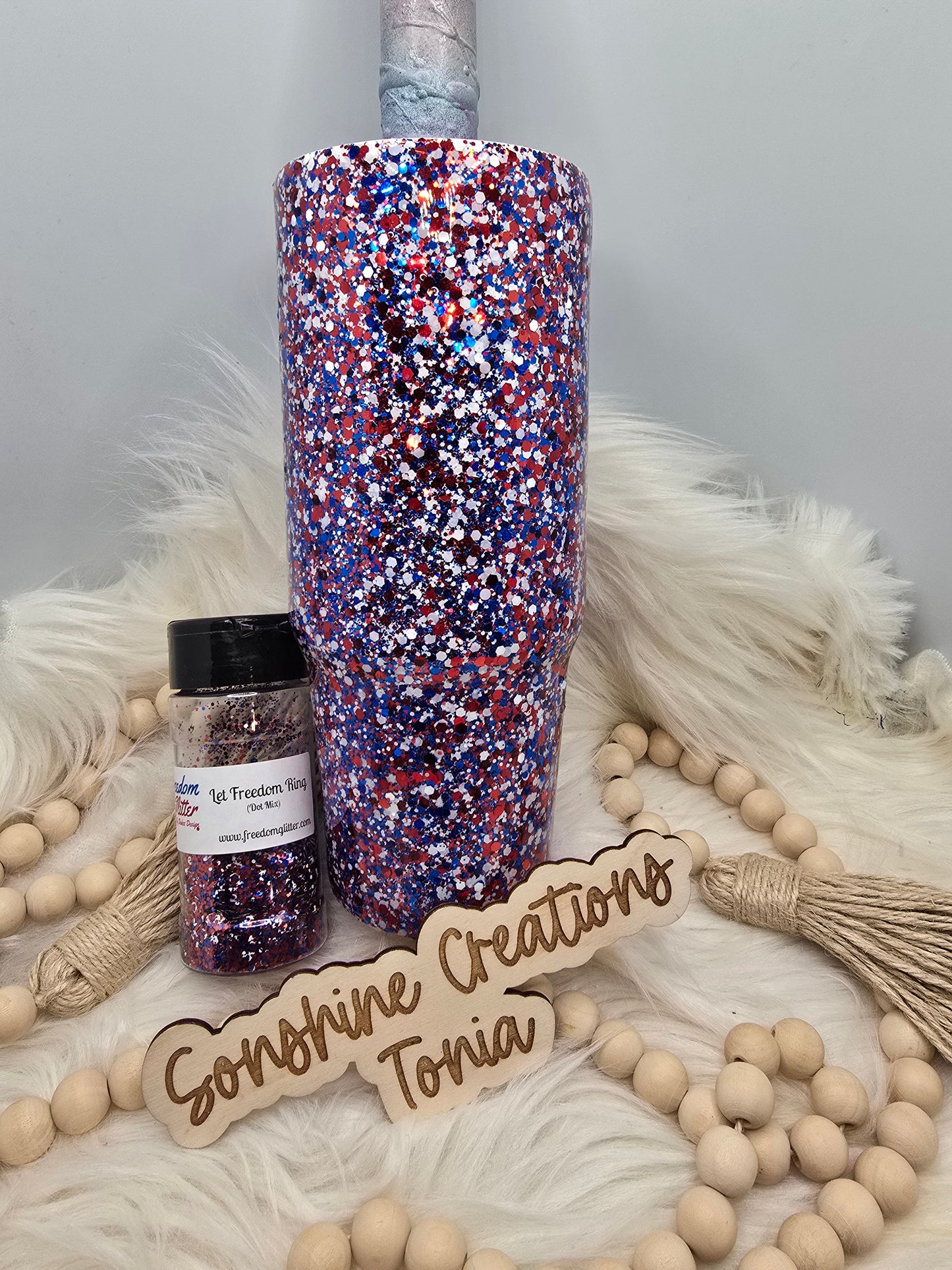 Live Hydrodipping base 3/03/26  7pm cst live- 30oz Clipmate- Freedom Glitter: Let Freedom Ring