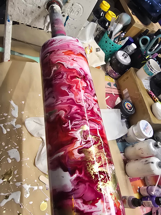 LIVE CUP 12/09/2025 - 30oz SKINNY- RED BURGUBDY SWIRL