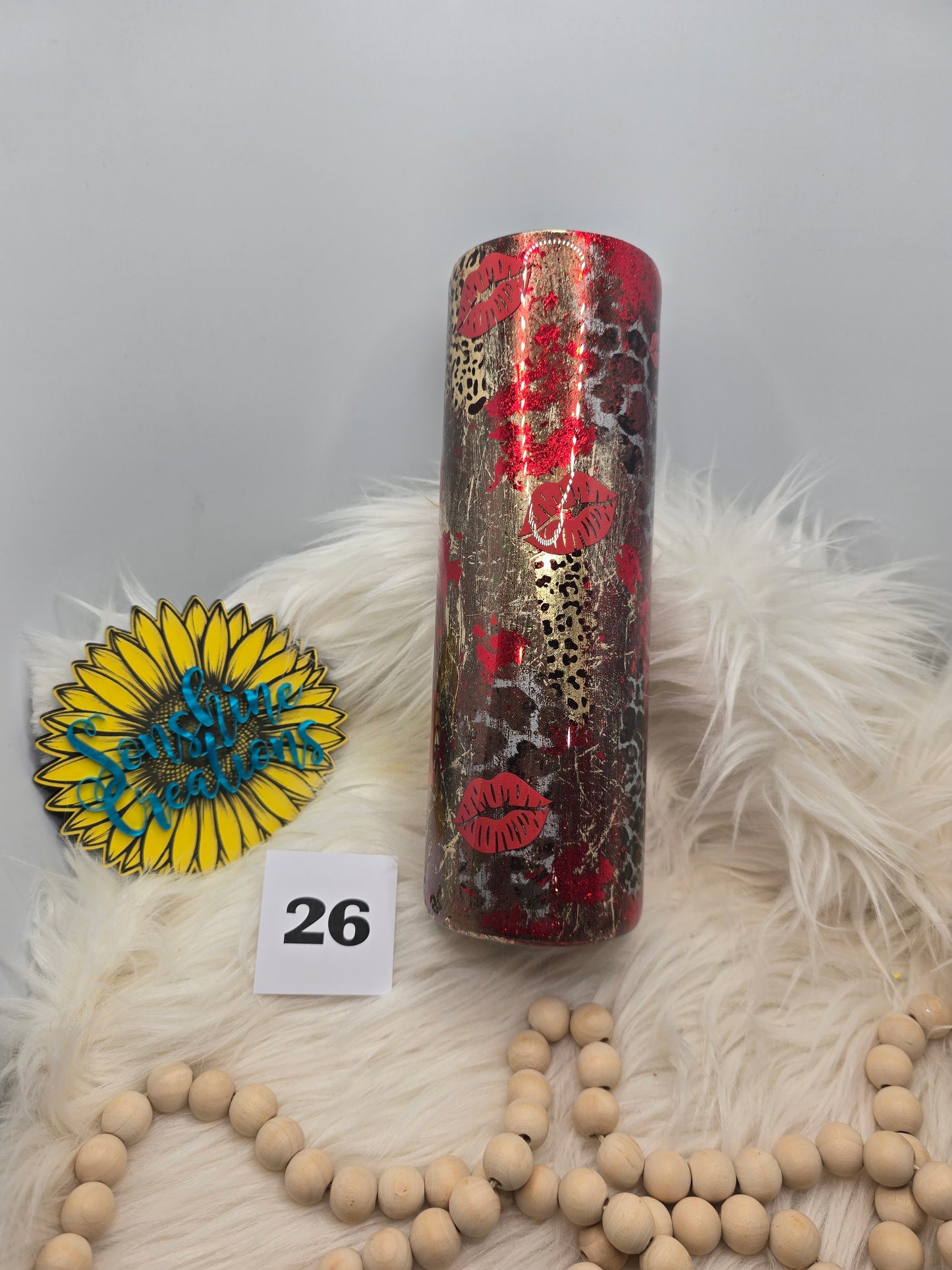 #26 - 30oz Skinny - Leopard with Red Foil and Lips