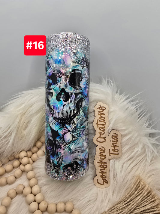 LIVE SALE 5/042025 - #16: 30oz skinny: Holographic skulls