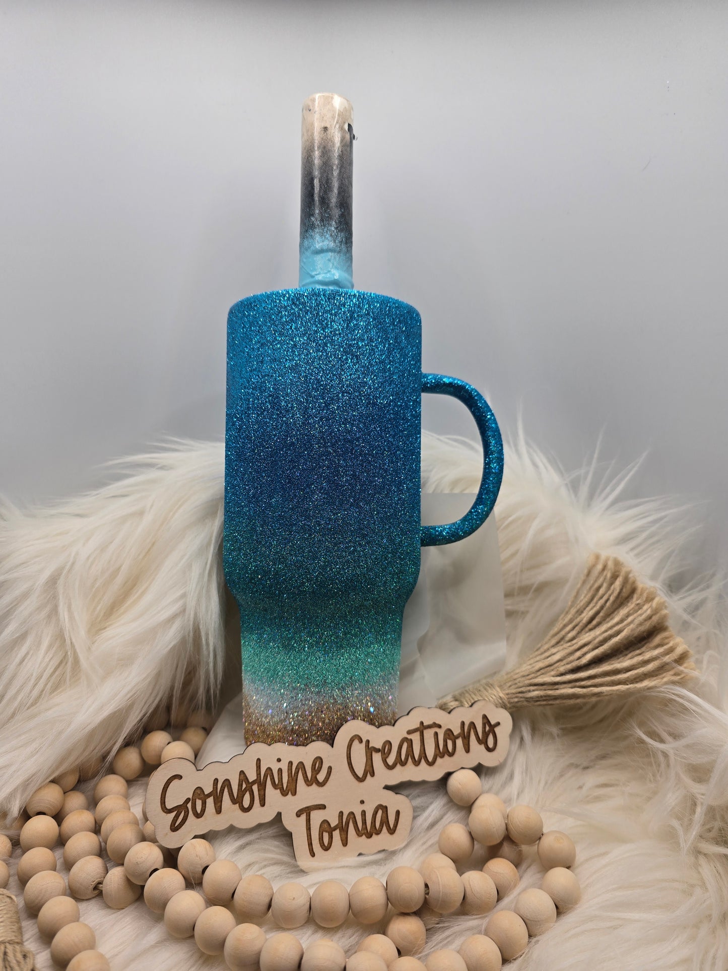 04/24/25  10am cst live- Custom Thursday- 32oz Handle- Beach ombre